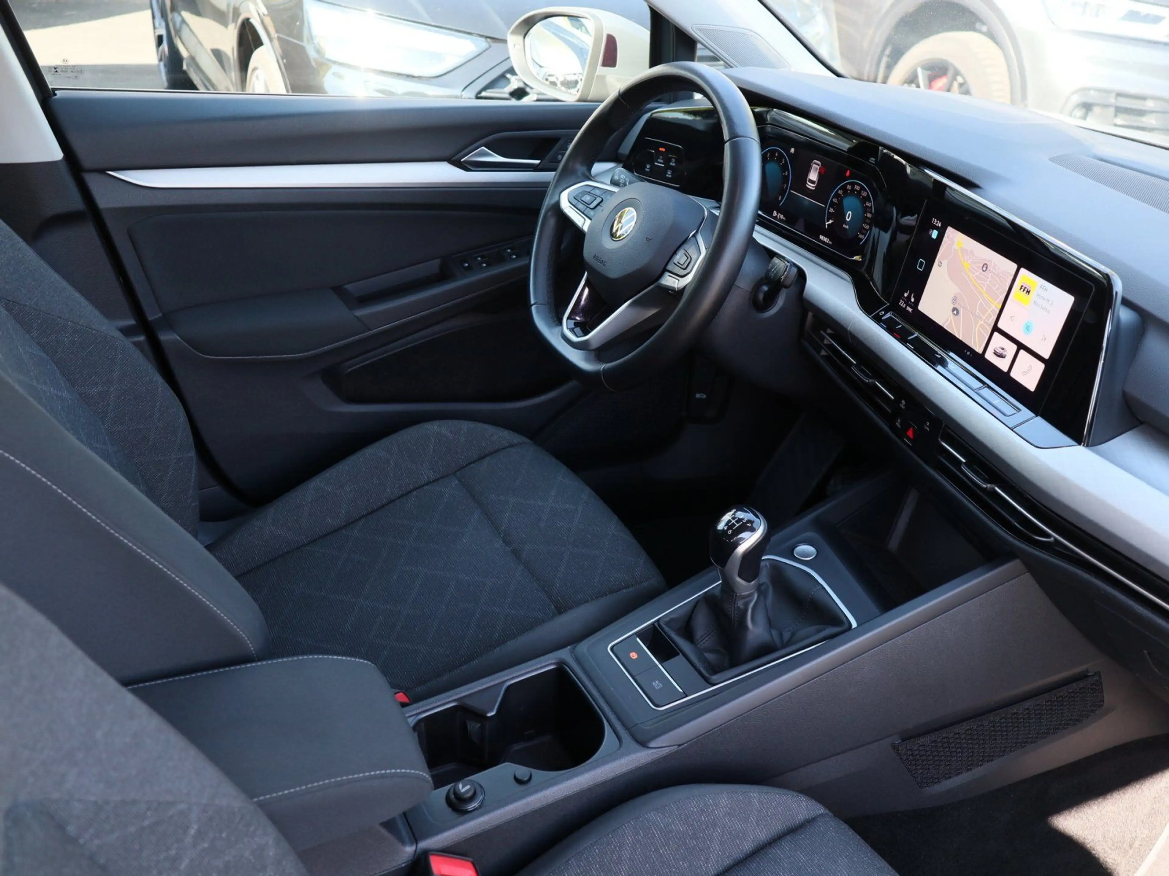 Volkswagen Golf Variant Golf VIII Variant nza 1.0TSI Navi TravelAssist K — photo 4