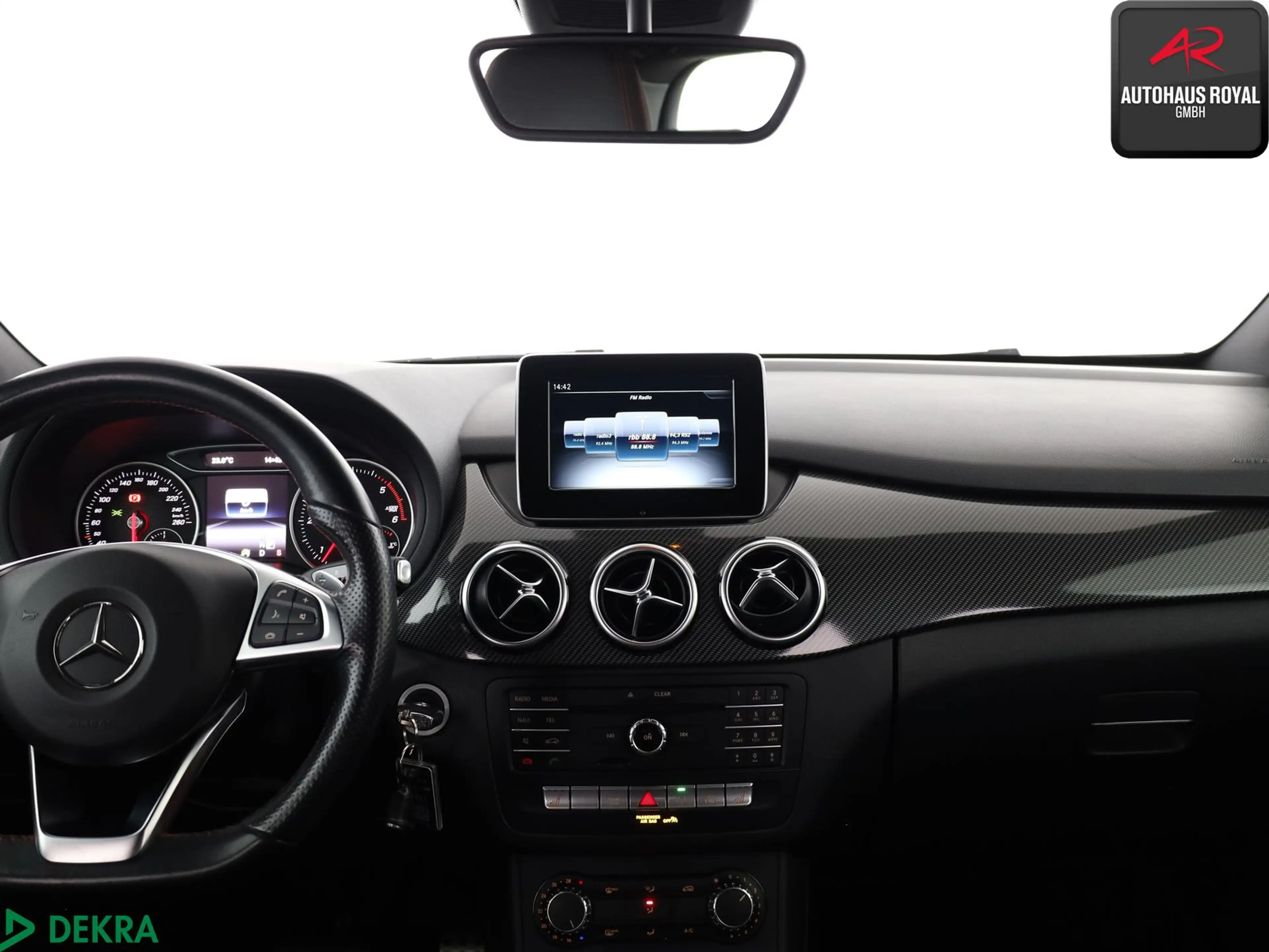Mercedes-Benz B 220 B 220 d 4MATIC AMG AKT.PARKLENKASSIST,TEMPOMAT — photo 10
