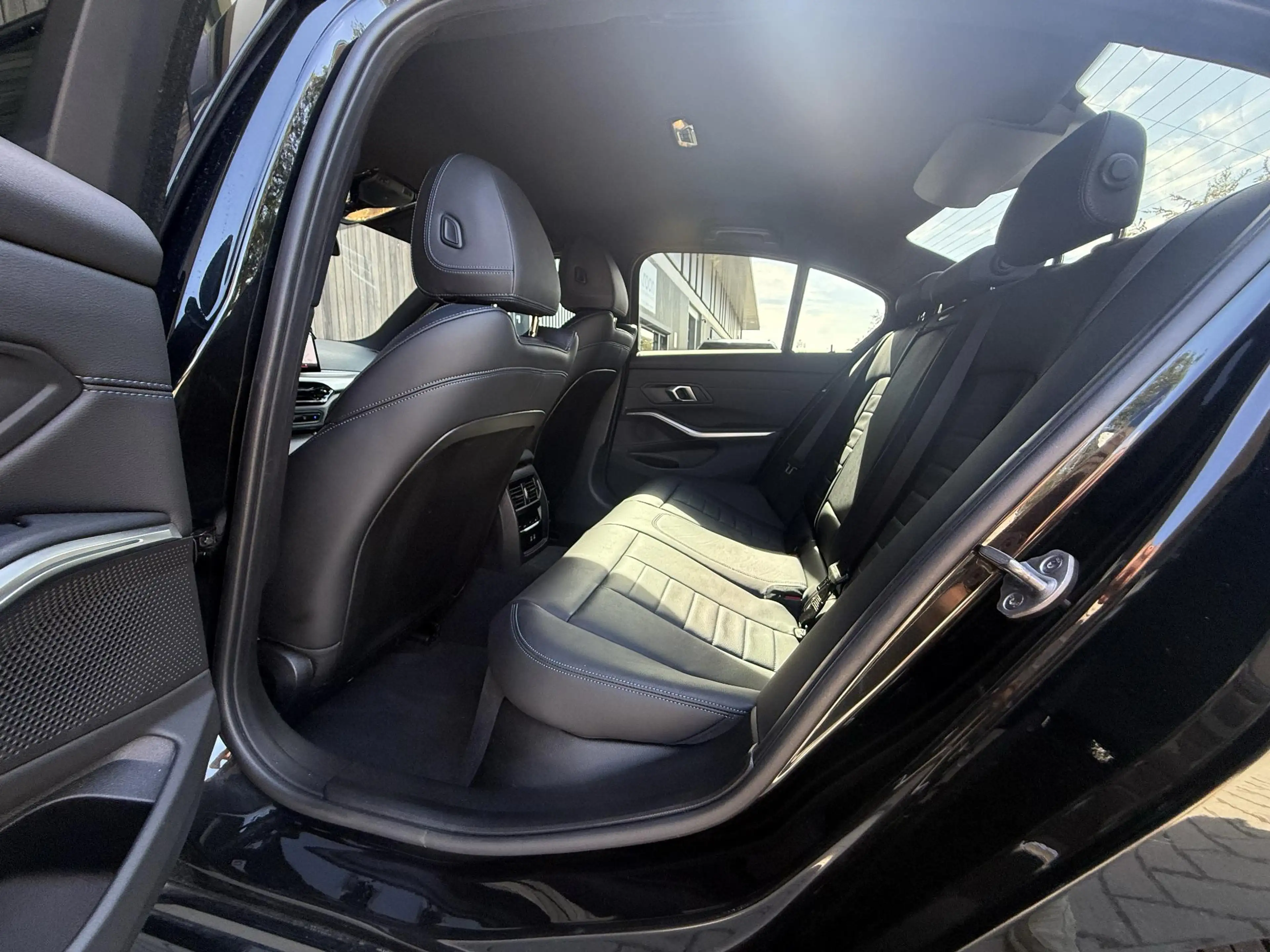 BMW 330 3-serie 330e M SPORT | BTW | 360 | ACC | HEADUP | — photo 22