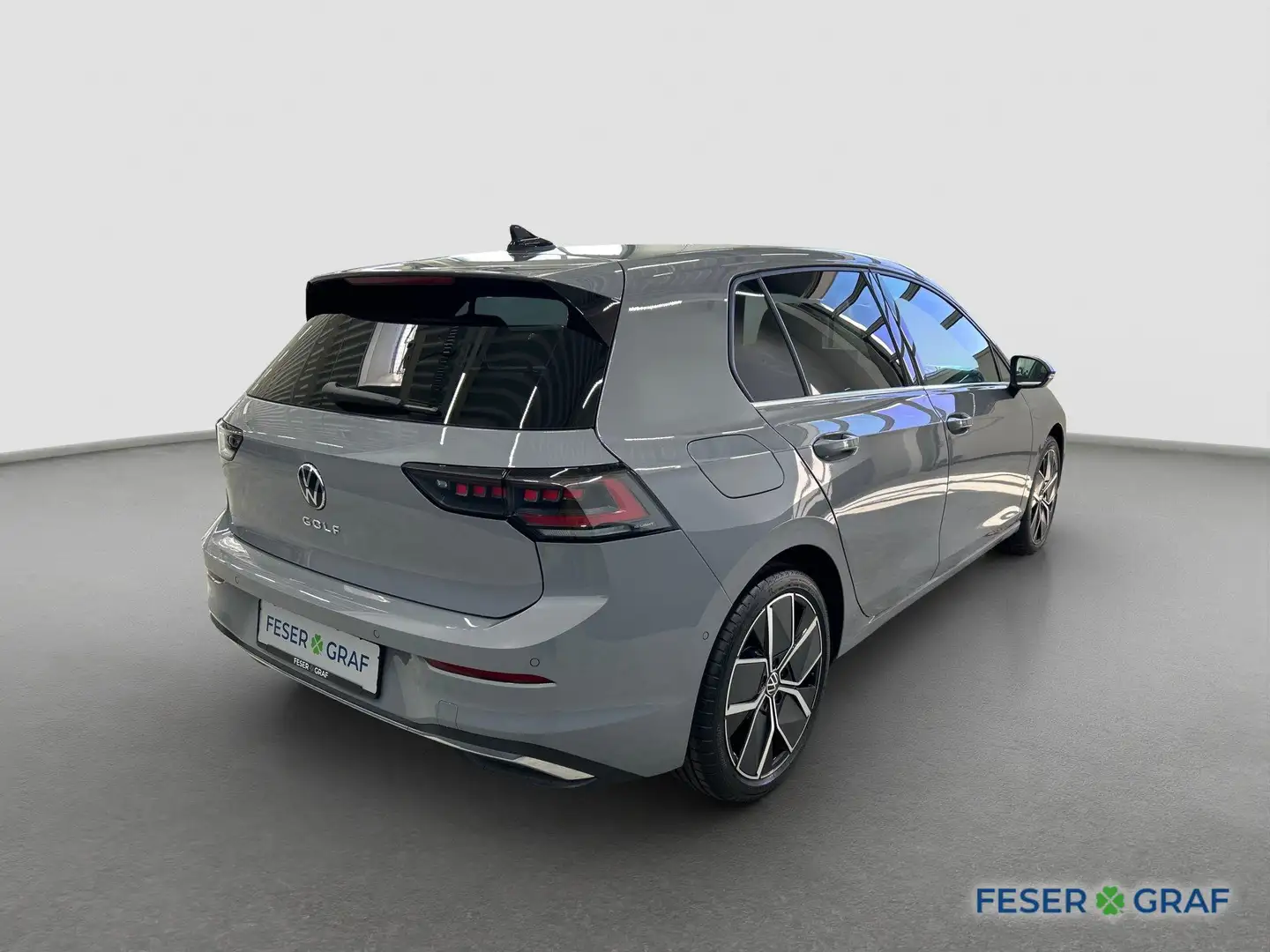 Volkswagen Golf VIII Style 1,5TSI 110kW 6-Gang AHK DCC Pano Grau - 2