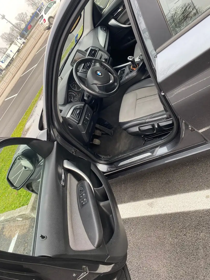 BMW 116 116i 5p Urban - 1