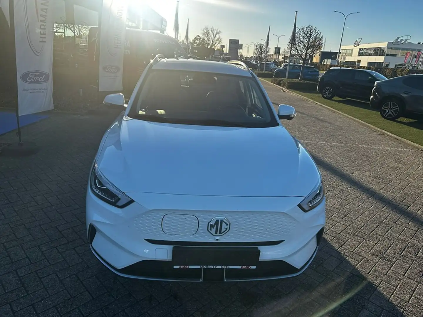 MG ZS Enkel voor professionele verkoop Blanc - 2