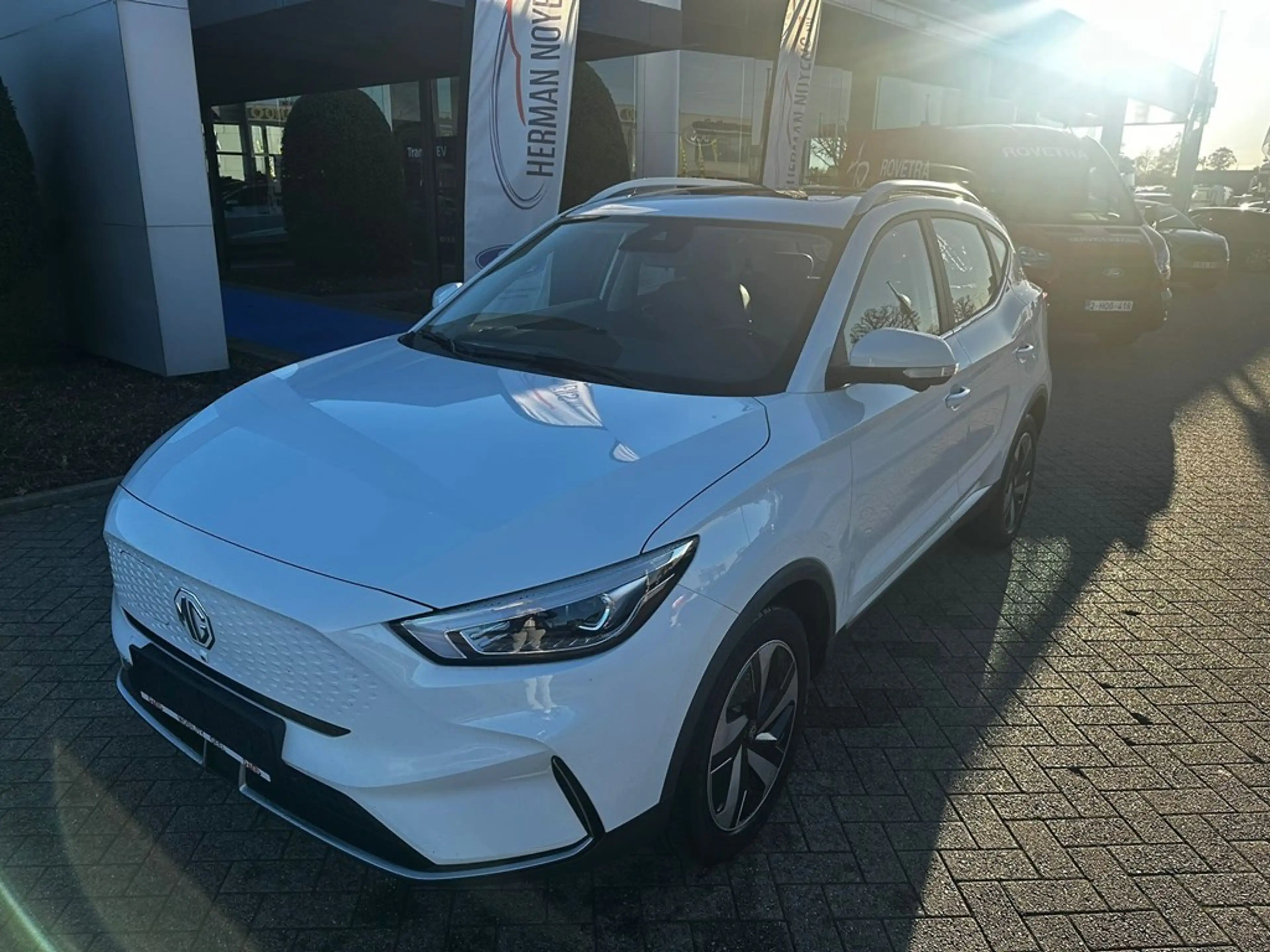 MG ZS Enkel voor professionele verkoop