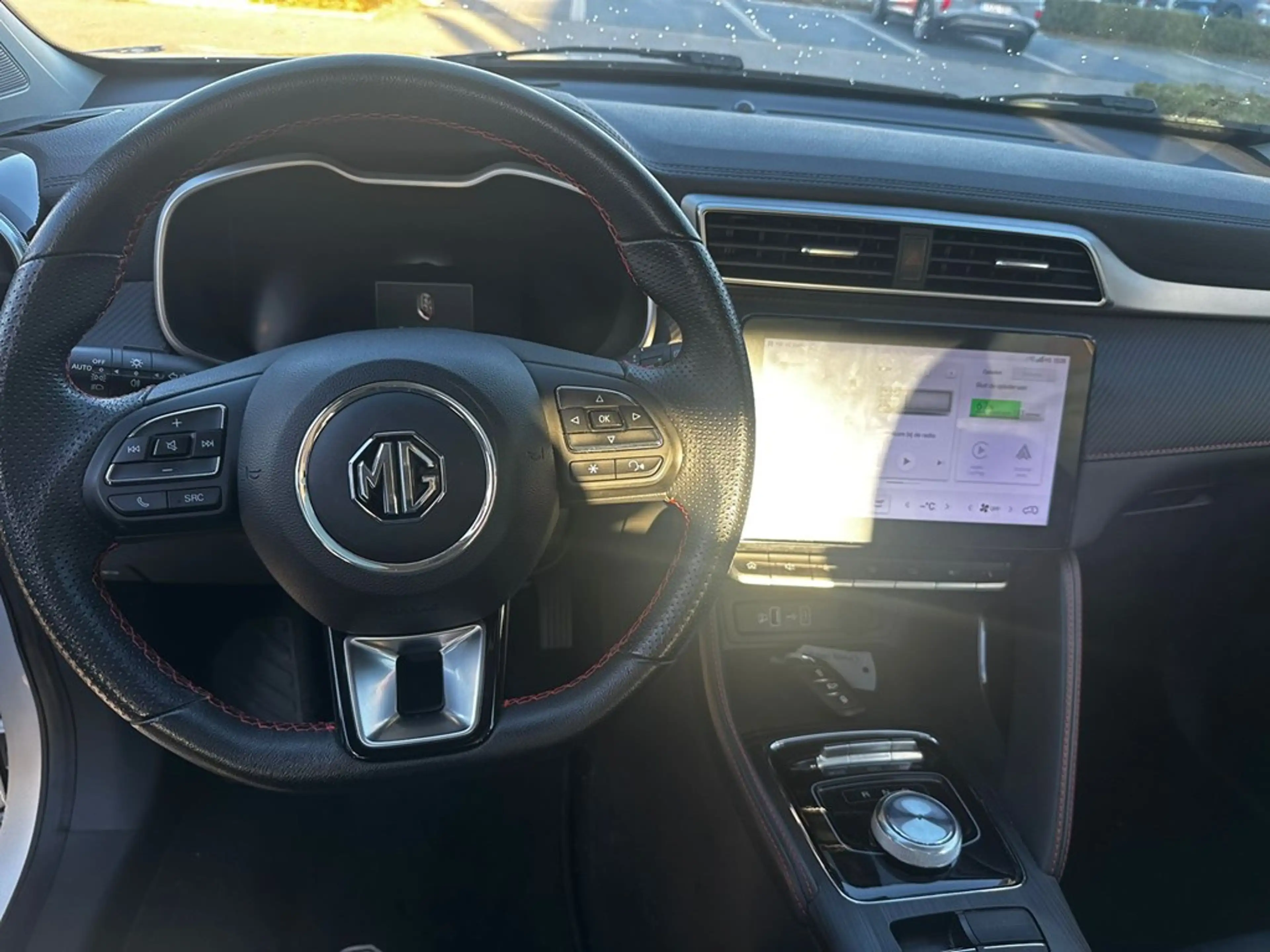 MG ZS Enkel voor professionele verkoop — photo 5