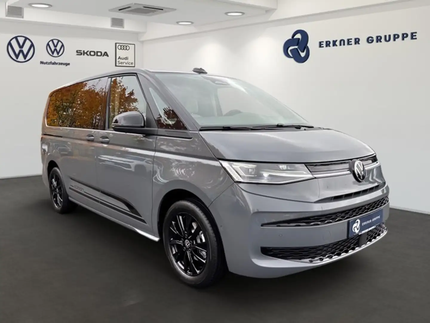 Volkswagen T7 Multivan 2.0TDI Edition lang +AZV+NAVI+StHZ+ Nero - 2