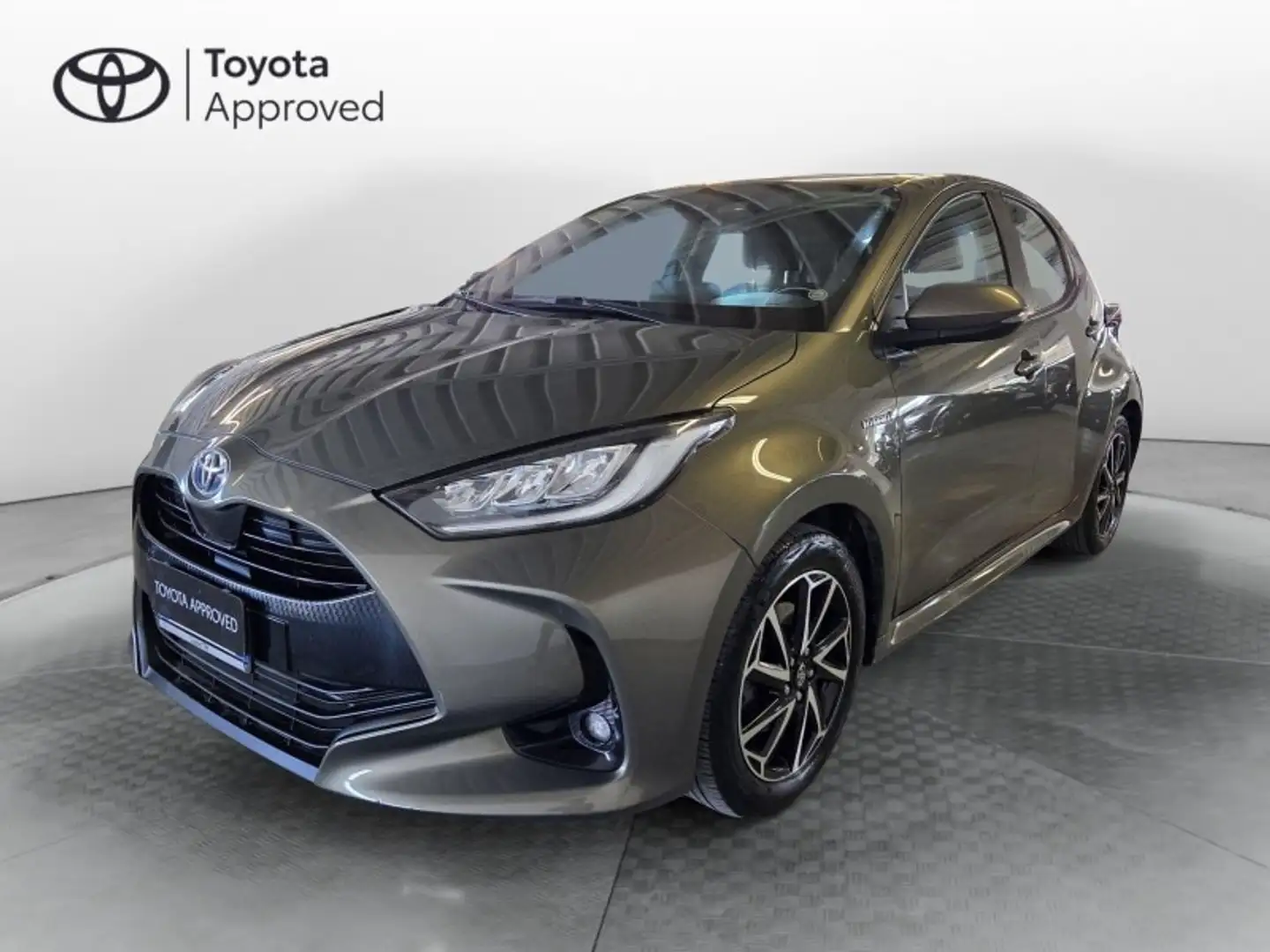 Toyota Yaris 1.5 Hybrid 5p. Trend Bronzo - 1