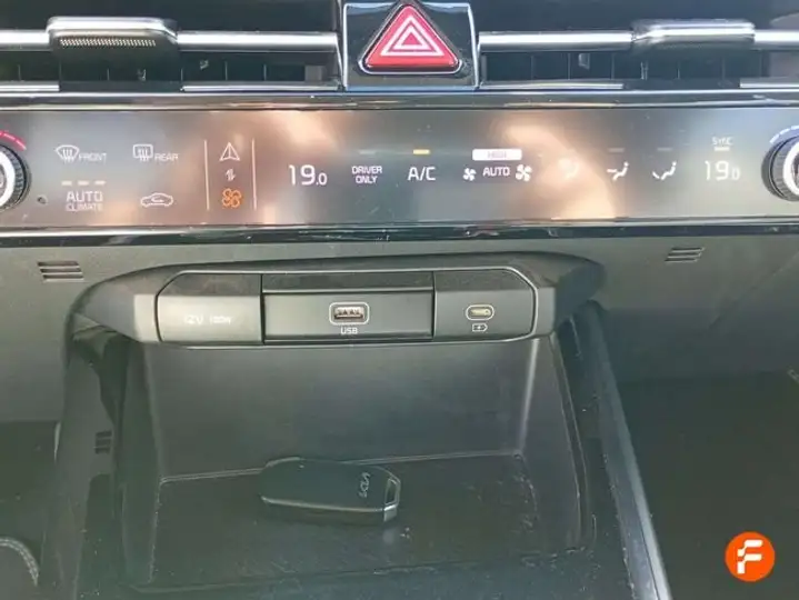 Kia Niro 1.6 HEV Drive 2023, foto 26