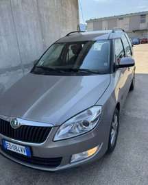 Roomster 2010 1.2 tsi Ambition (style) 86cv