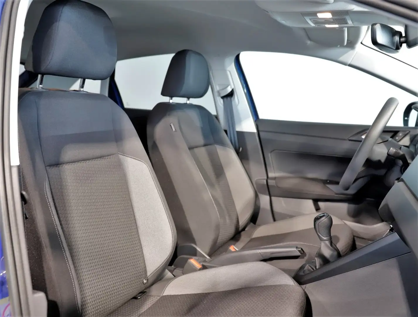 Volkswagen Taigo 4Me TSI Blau - 2