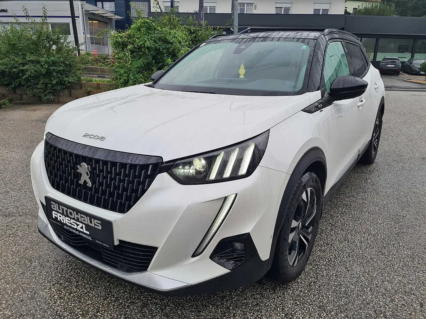 Peugeot 2008 BlueHDi 130 GT Autom. Leder, PANO, FOCAL Sounds... Weiß - 1
