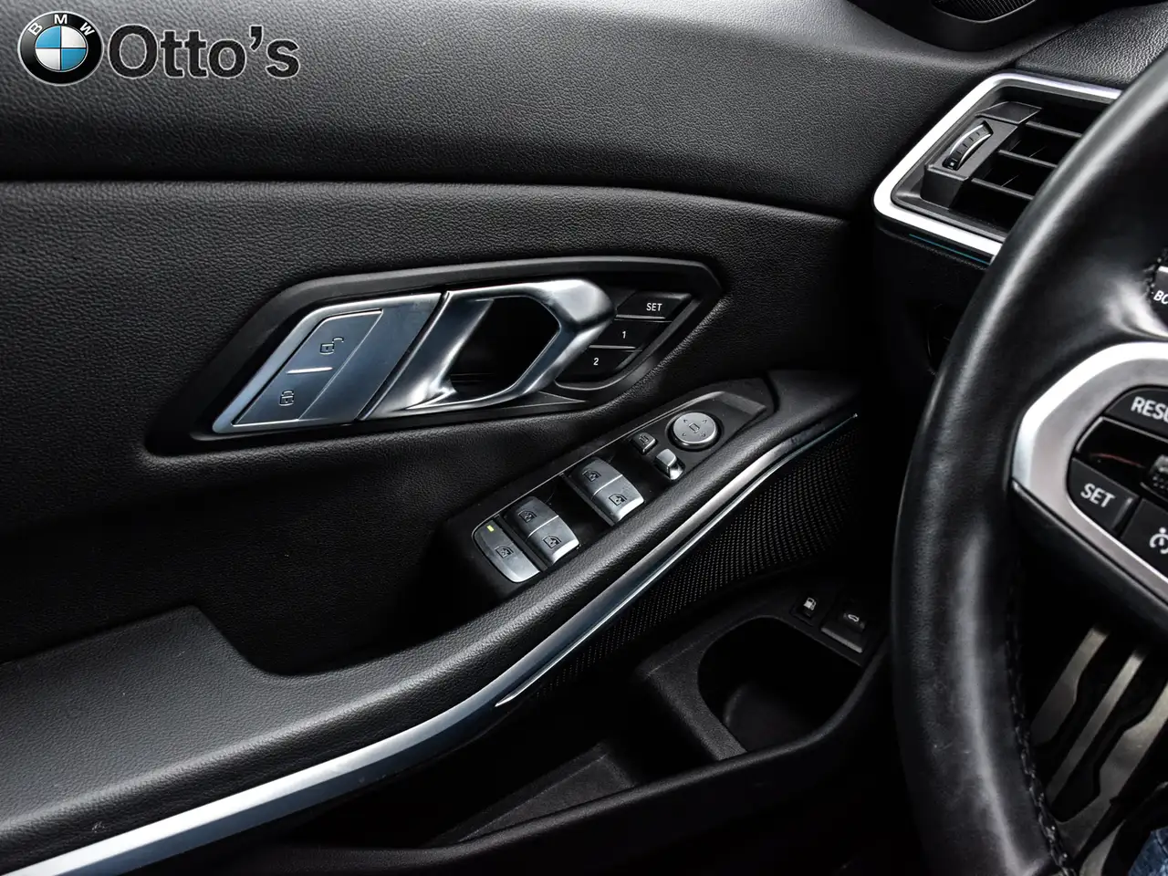 BMW 3 Series снимка BMW 3 Series