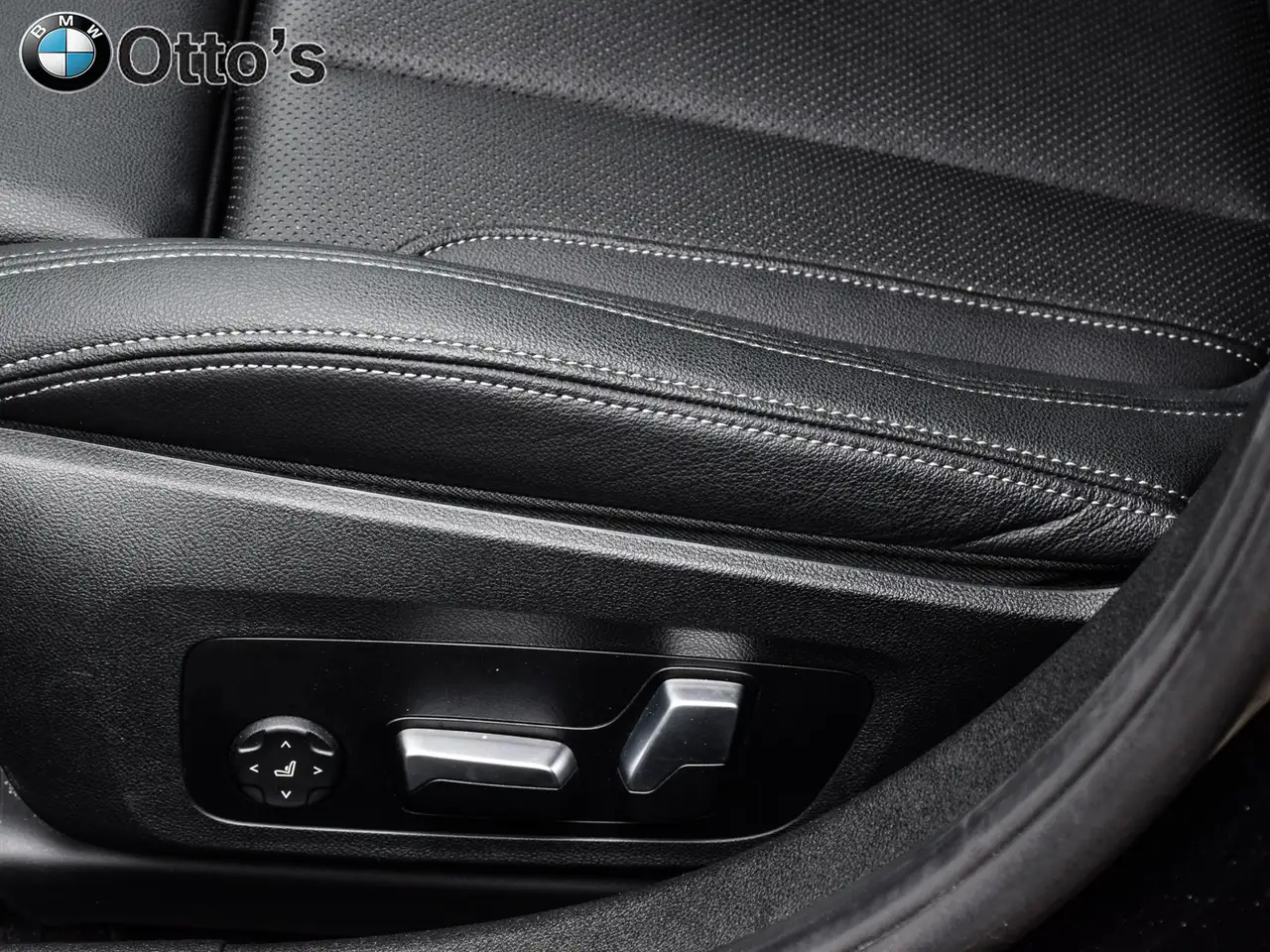 BMW 3 Series снимка BMW 3 Series