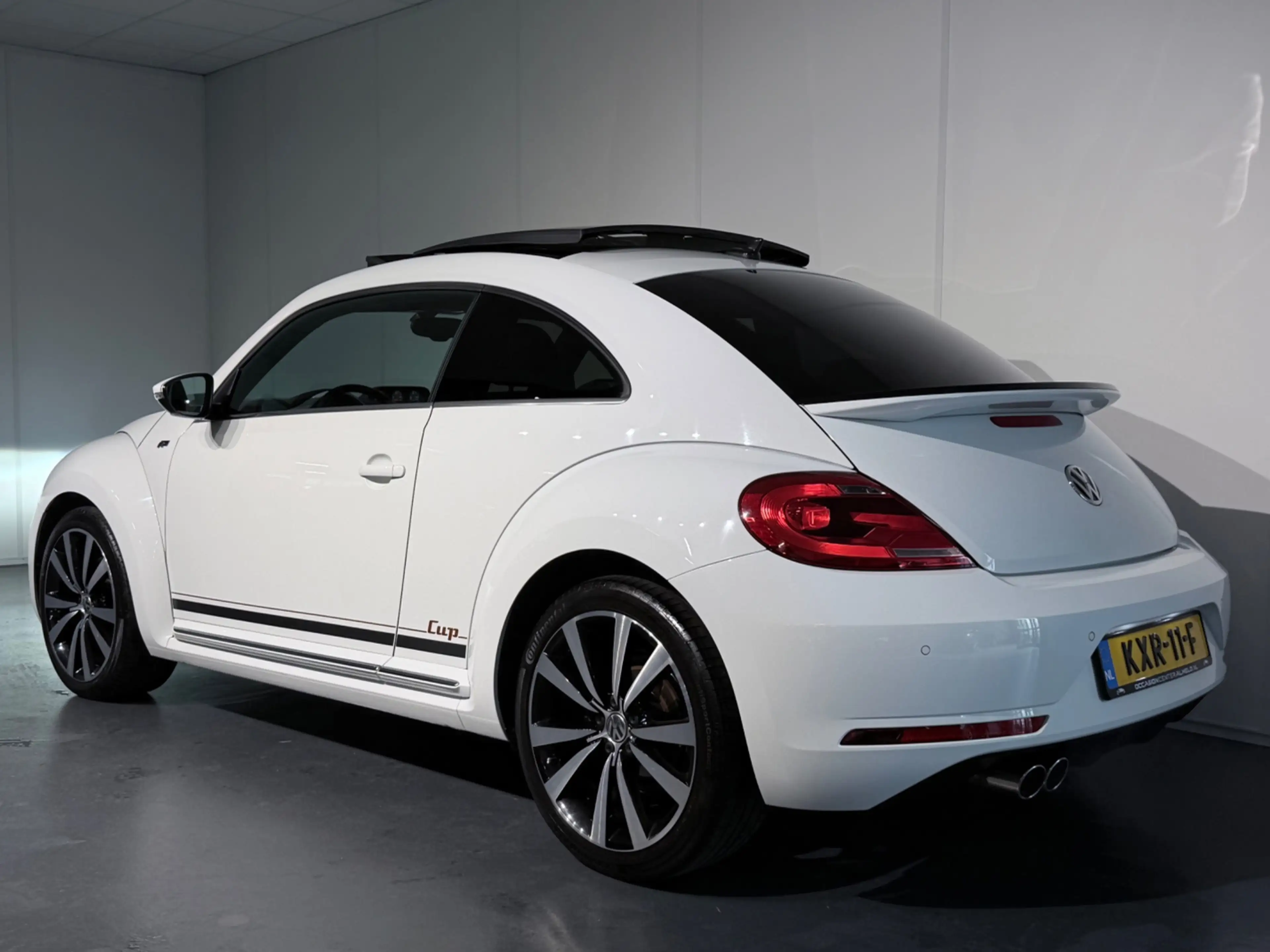Volkswagen Beetle 1.4 TSI Sport Cup Edtion R-Line /Clima/Cruise/PANO — photo 13
