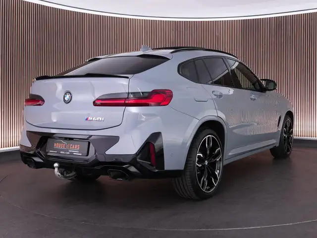 BMW X4 view 2