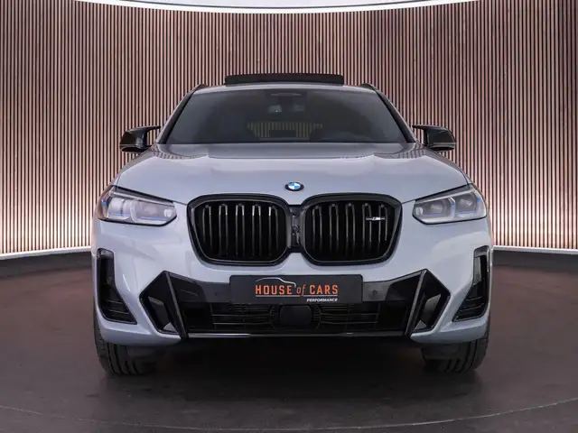 BMW X4 view 6
