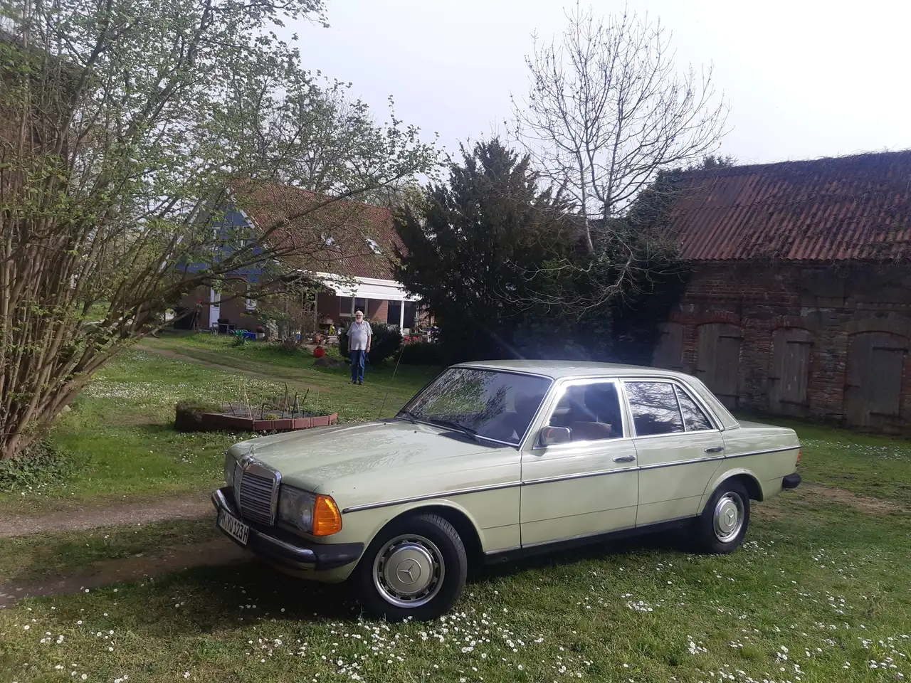 Mercedes-Benz 240 w123, foto 4