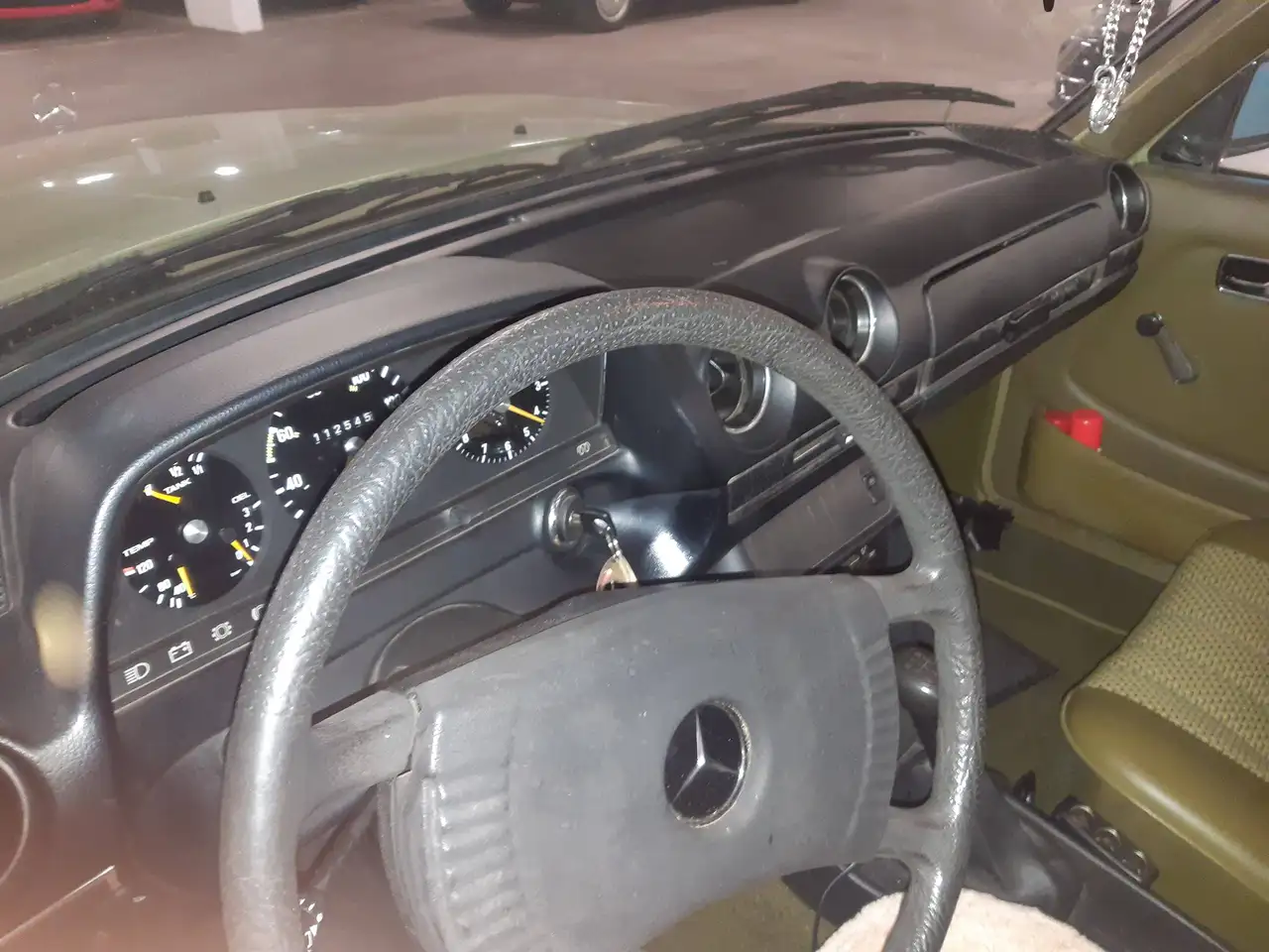 Mercedes-Benz 240 w123, foto 6