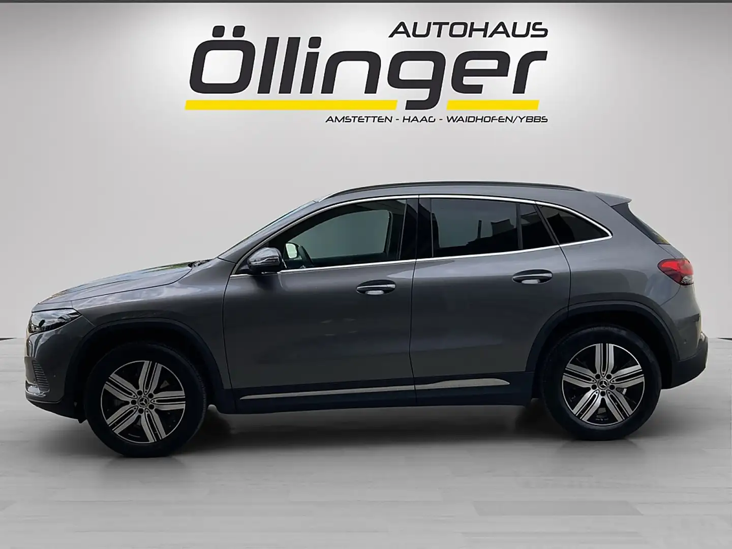 Mercedes-Benz EQA 250 Aut. Grau - 2