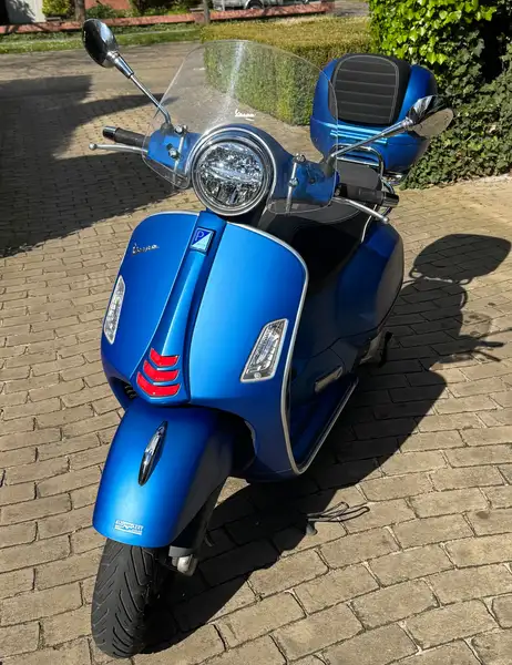 Vespa GTS - foto 2