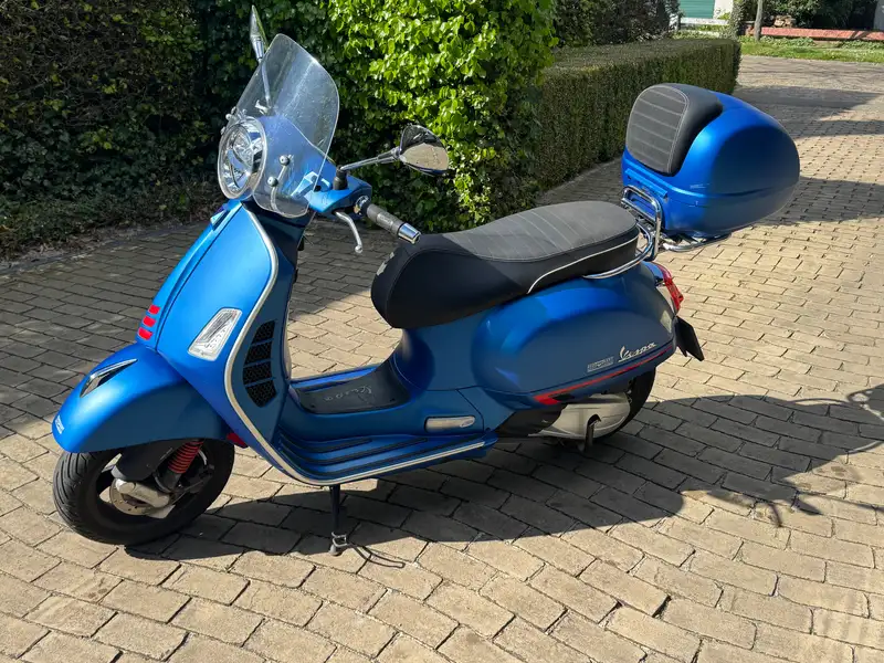 Vespa GTS - foto 3