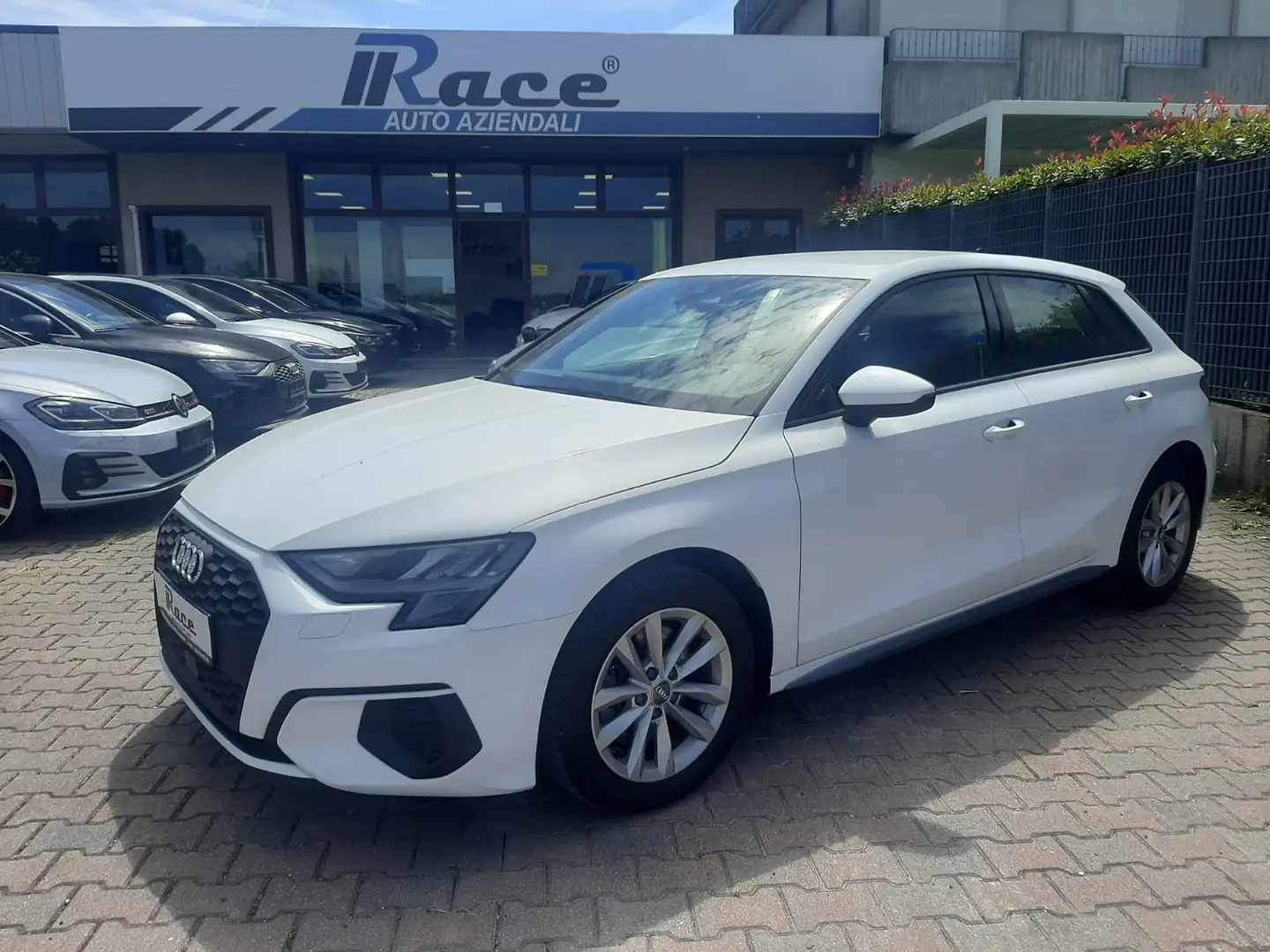 Audi A3 Sportback 30 1.0 tfsi VARI COLORI E ALLESTIMENTI Bianco - 1