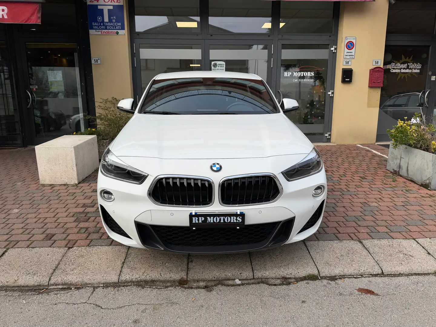 BMW X2 Sdrive18d Msport auto Bianco - 2