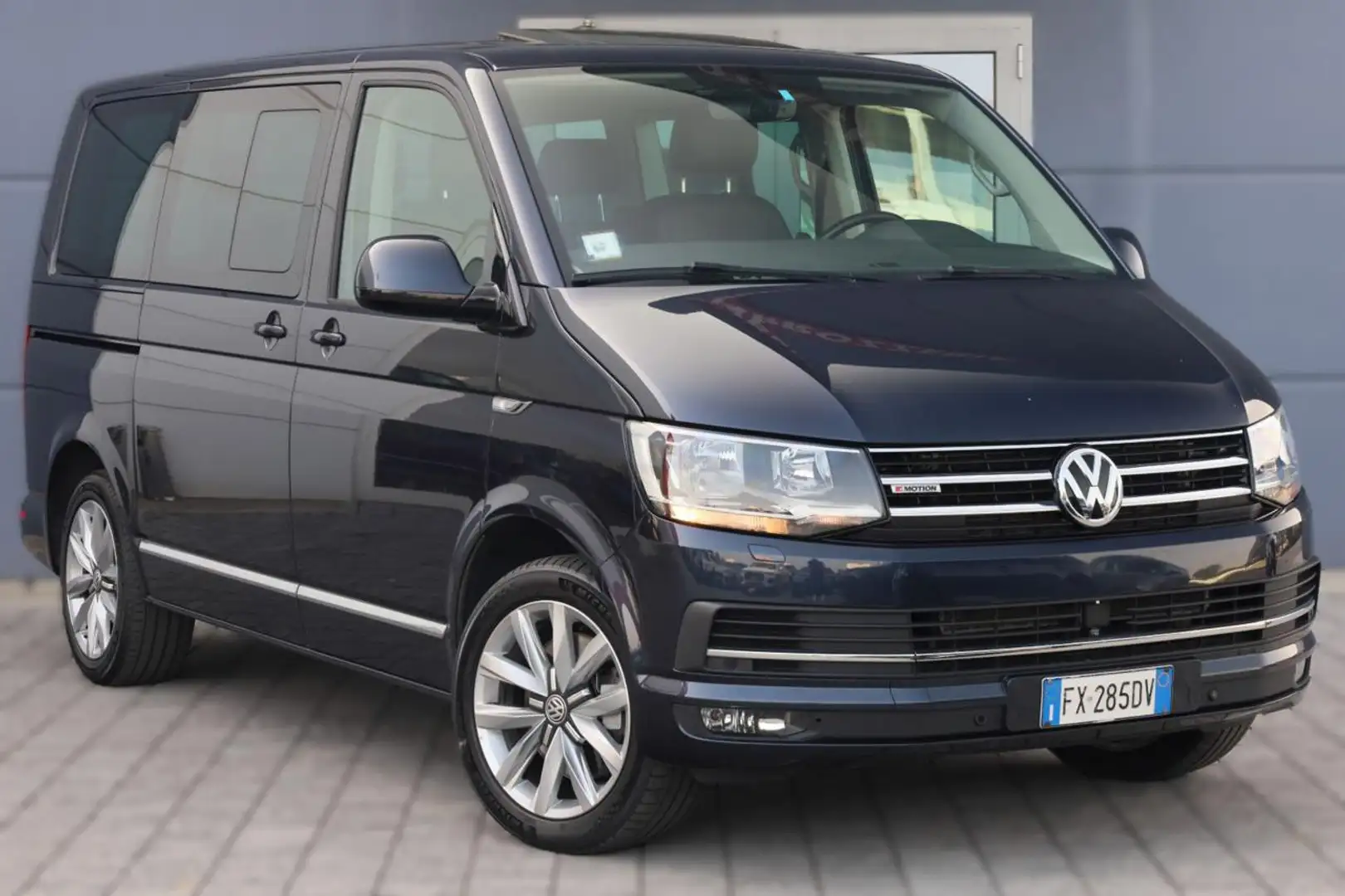 Volkswagen T6 Multivan 2.0 TDI DSG 4Motion Highline 4x4 7 posti Blu/Azzurro - 1