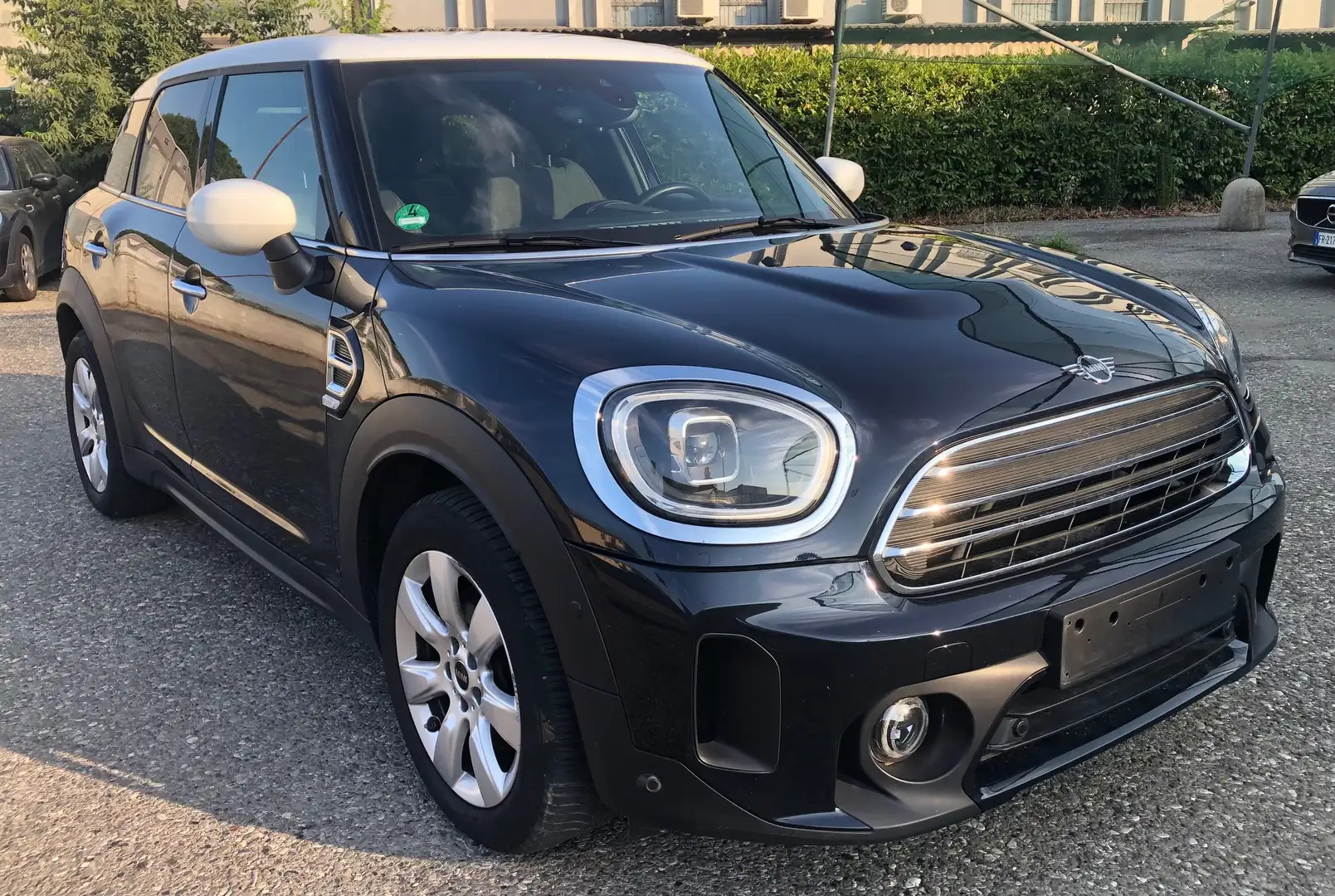 MINI Cooper Countryman 1.5 Essential Autom. Tetto Full Led Navi CarPlay Nero - 2