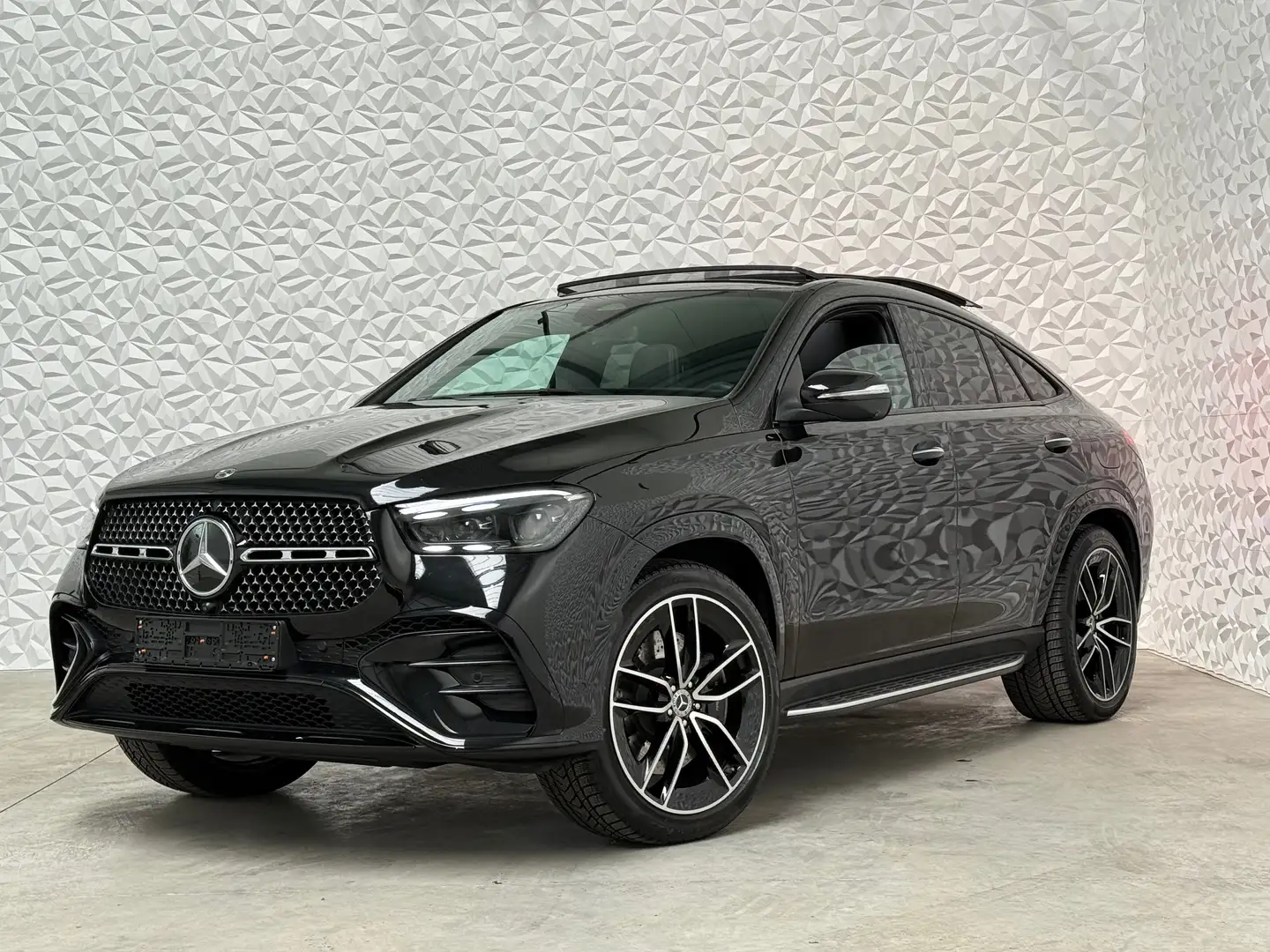 Mercedes-Benz GLE 350 de 4-Matic Coupé AMG Line Hybride Zwart - 2
