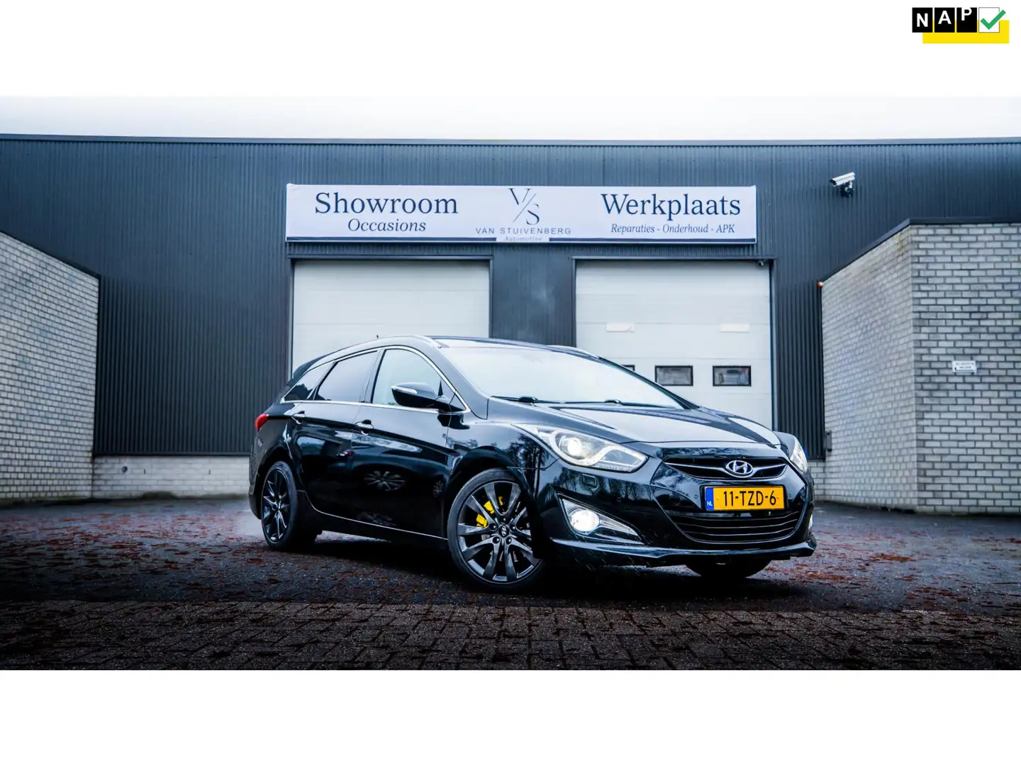 Hyundai i40 Wagon 2.0 GDI i-Catcher PANORAMADAK TREKHAAK LEDER Noir - 1