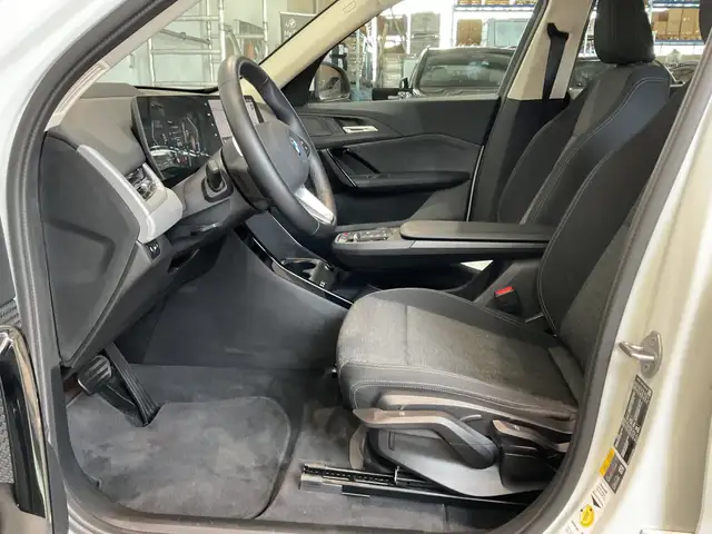 BMW X1 view 6