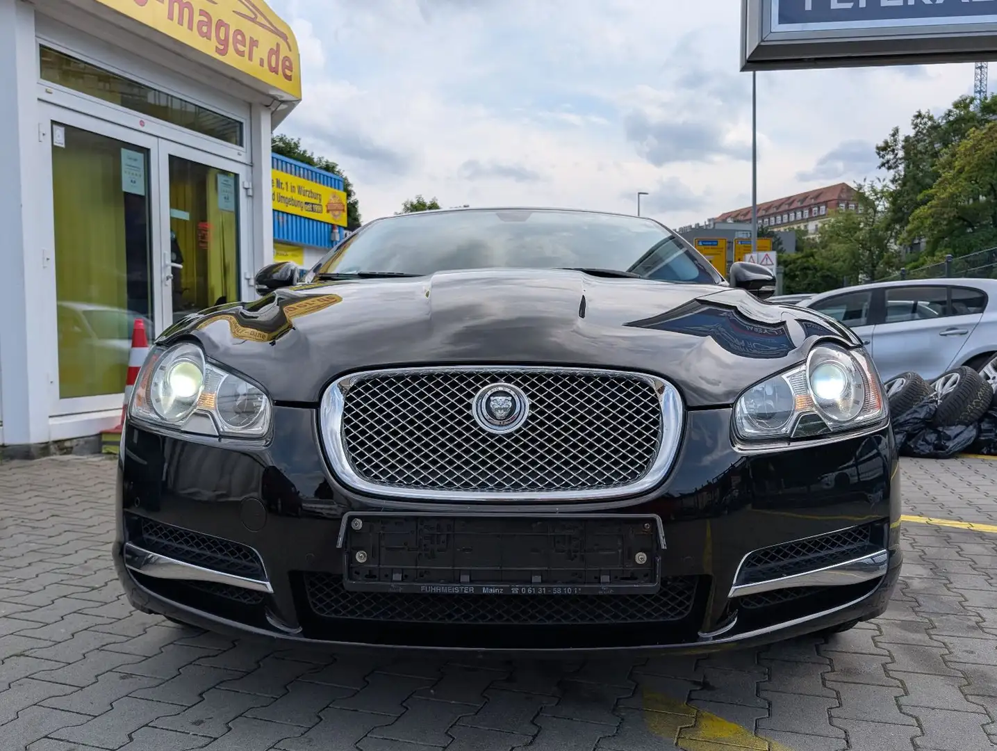 Jaguar XF 3.0 V6d*2Hd*Temp*RKam*BiXen*Navi*TOP*Garantie Black - 2