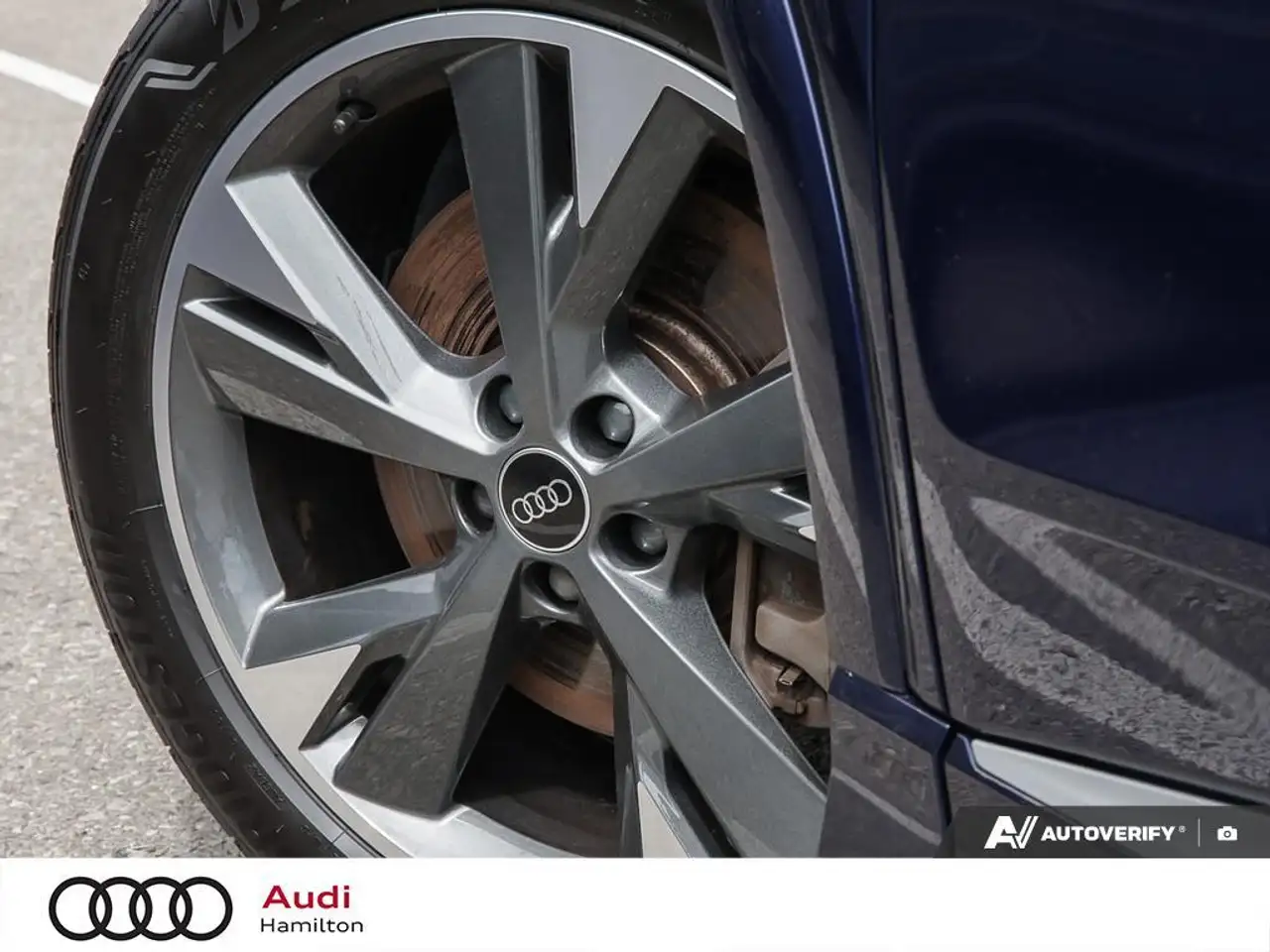 Audi Q4 e-tron photo Audi Q4 e-tron