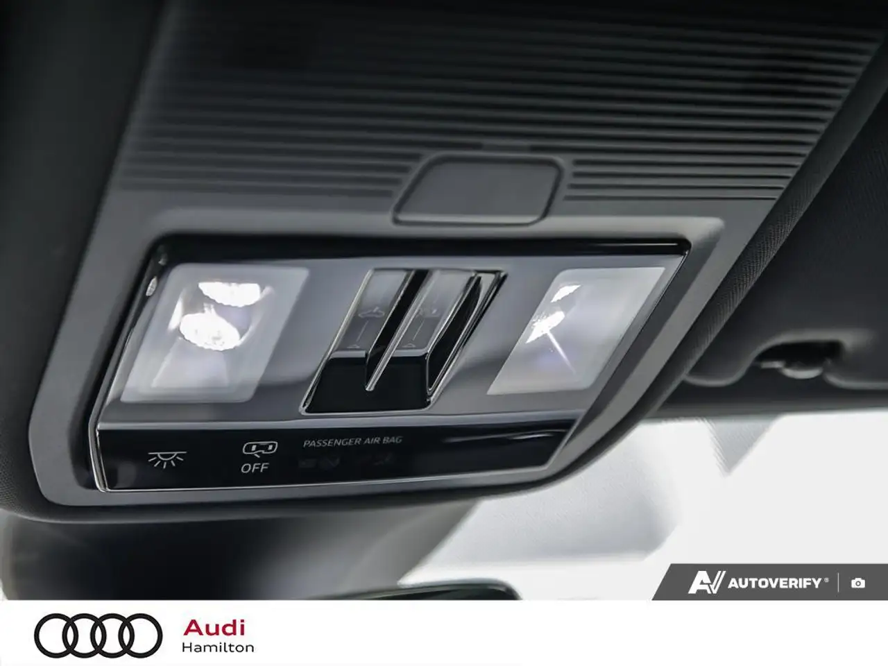 Audi Q4 e-tron photo Audi Q4 e-tron