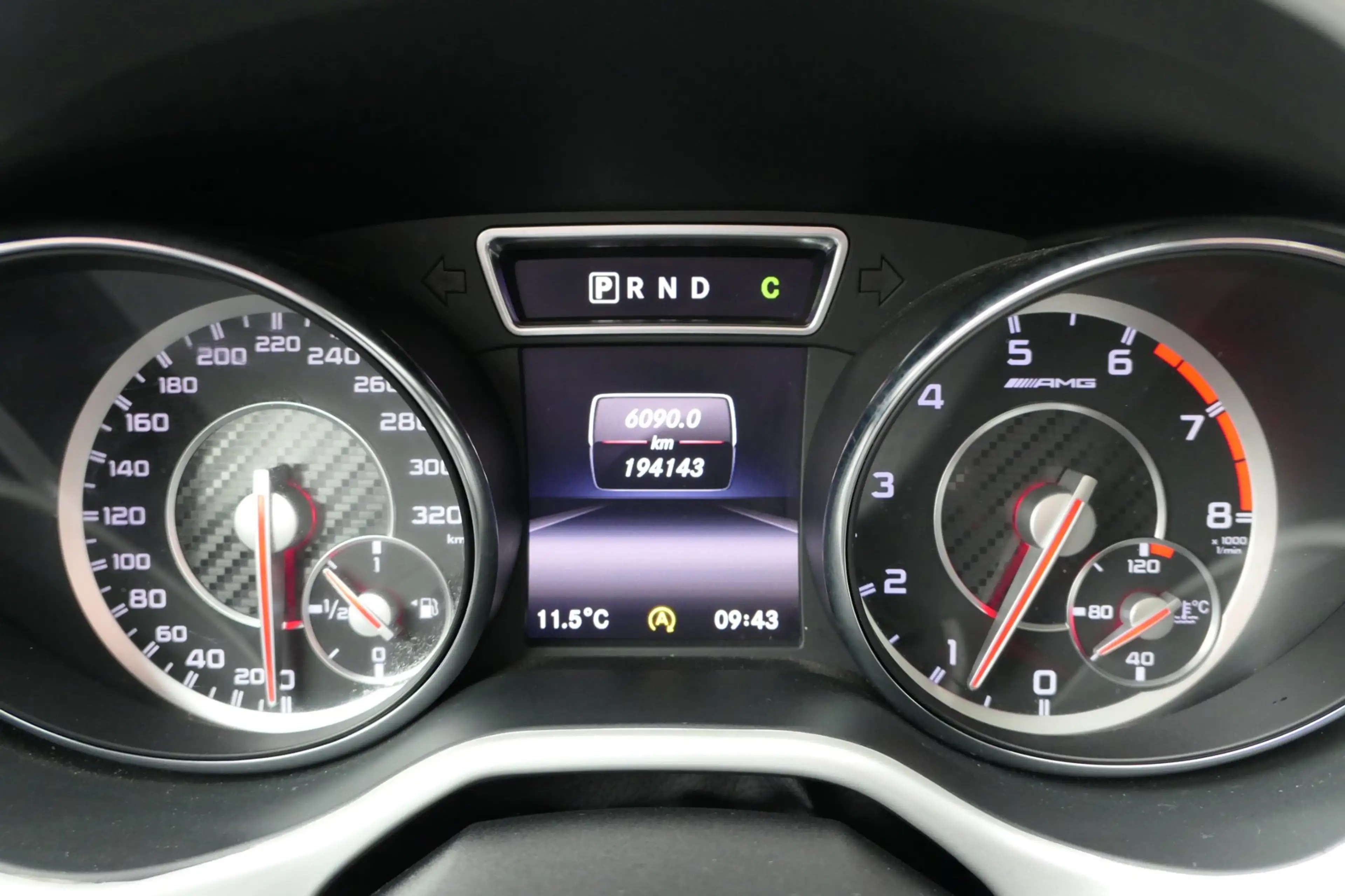 Mercedes-Benz GLA 45 AMG 4MATIC First edition Panorama Stoelverwarming — photo 5