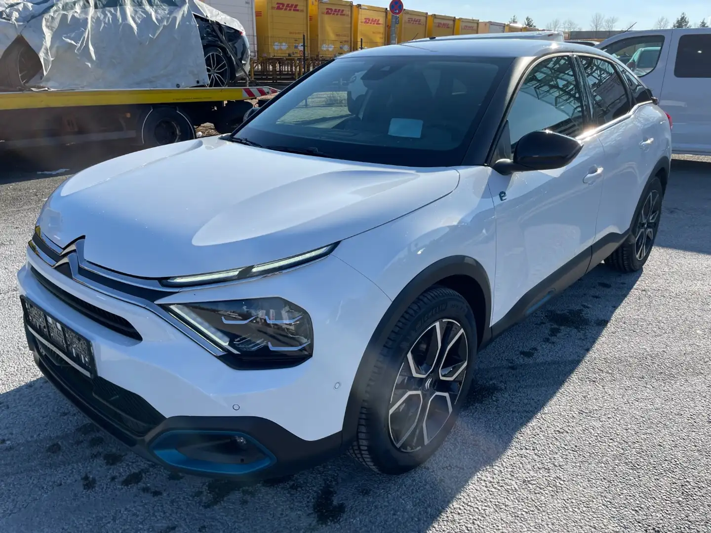 Citroen C4 Elektromotor e- ë- Shine FLA HUD KeyLess 360 Weiß - 2