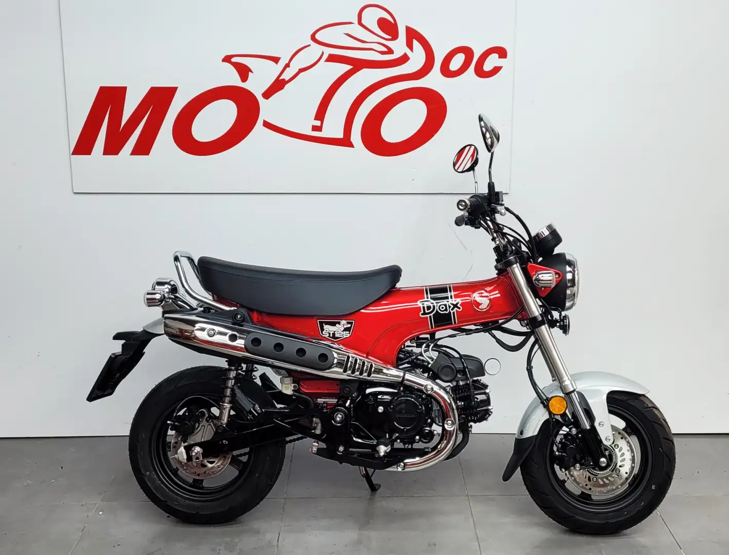 Honda DAX ST 125 ***MOTODOC.BE*** Rouge - 1