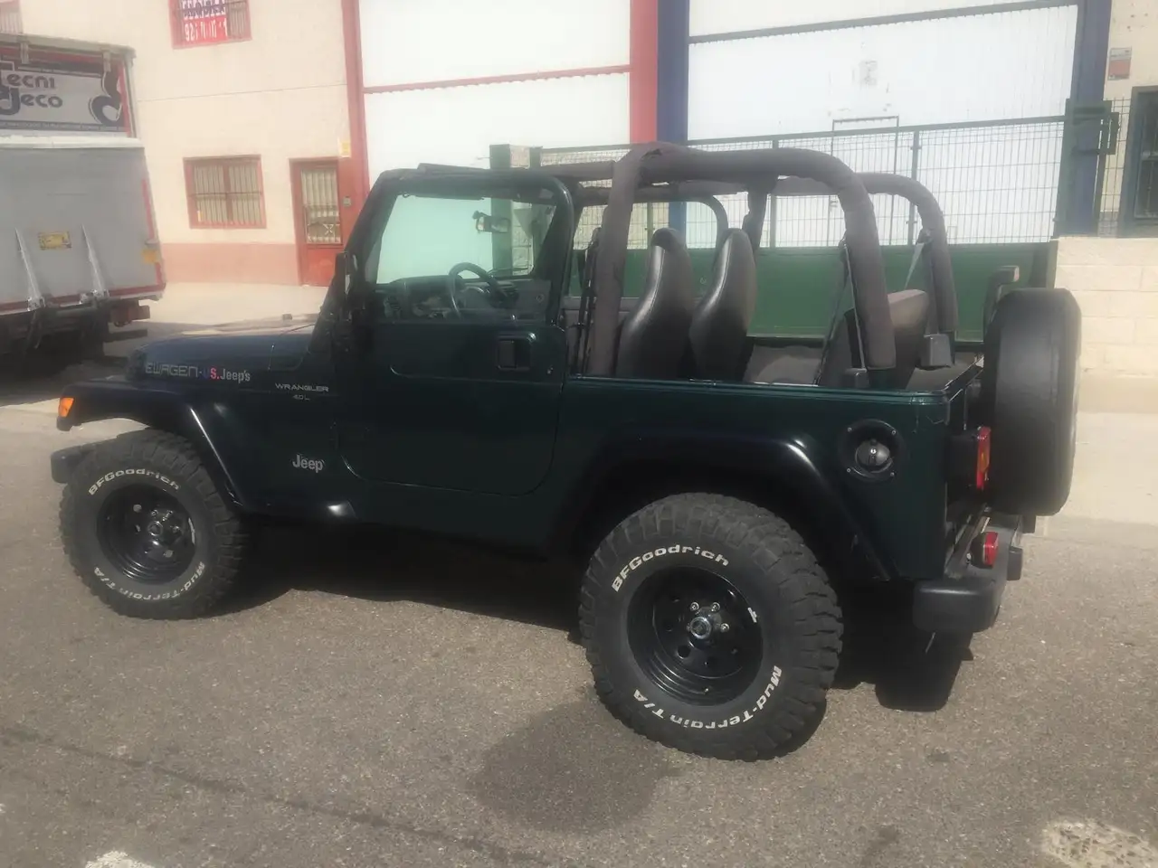 Jeep Wrangler 4.0, foto 3