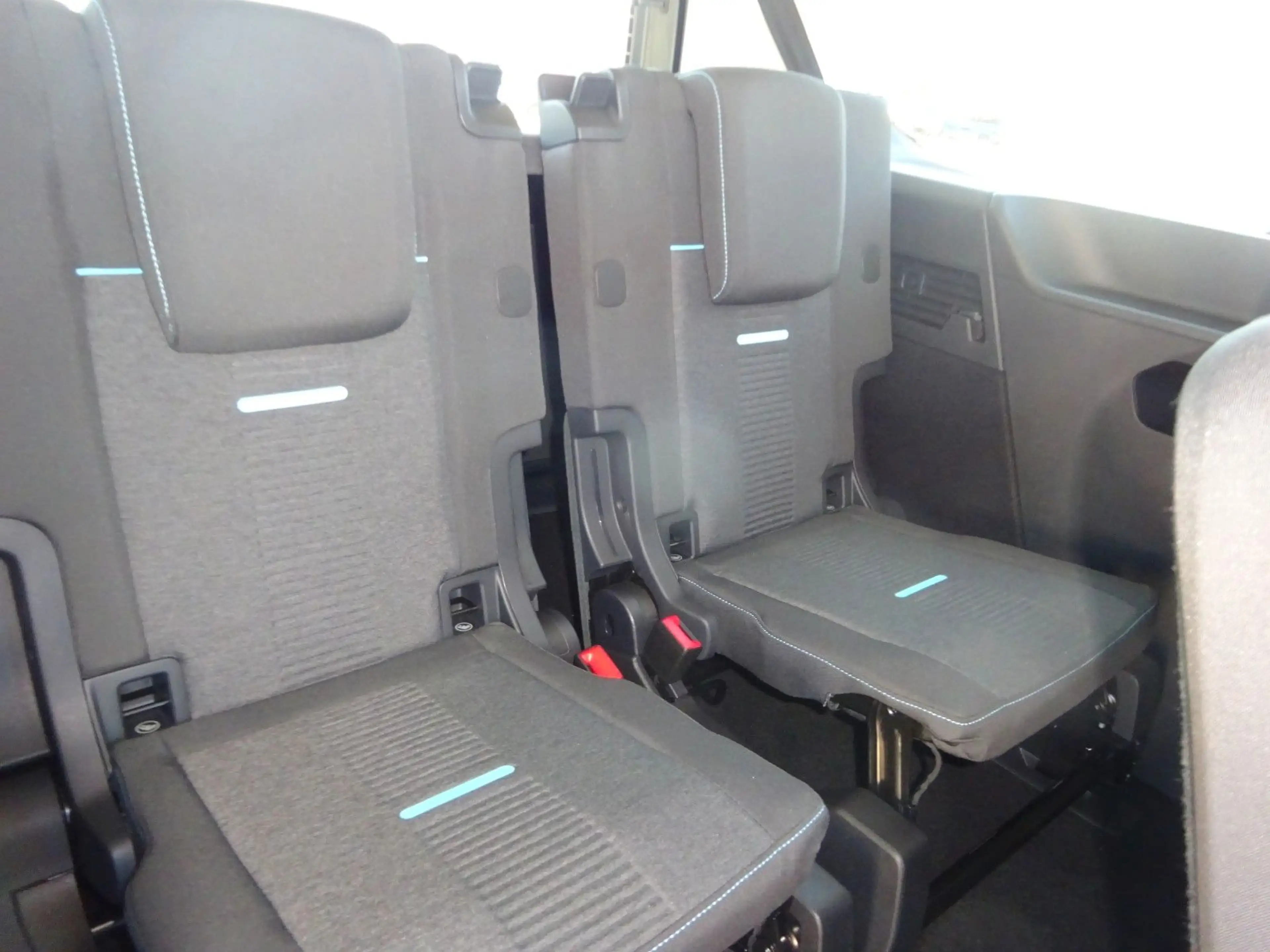 Ford Grand Tourneo Connect Active Stndhz AHK Navi S&G — photo 15
