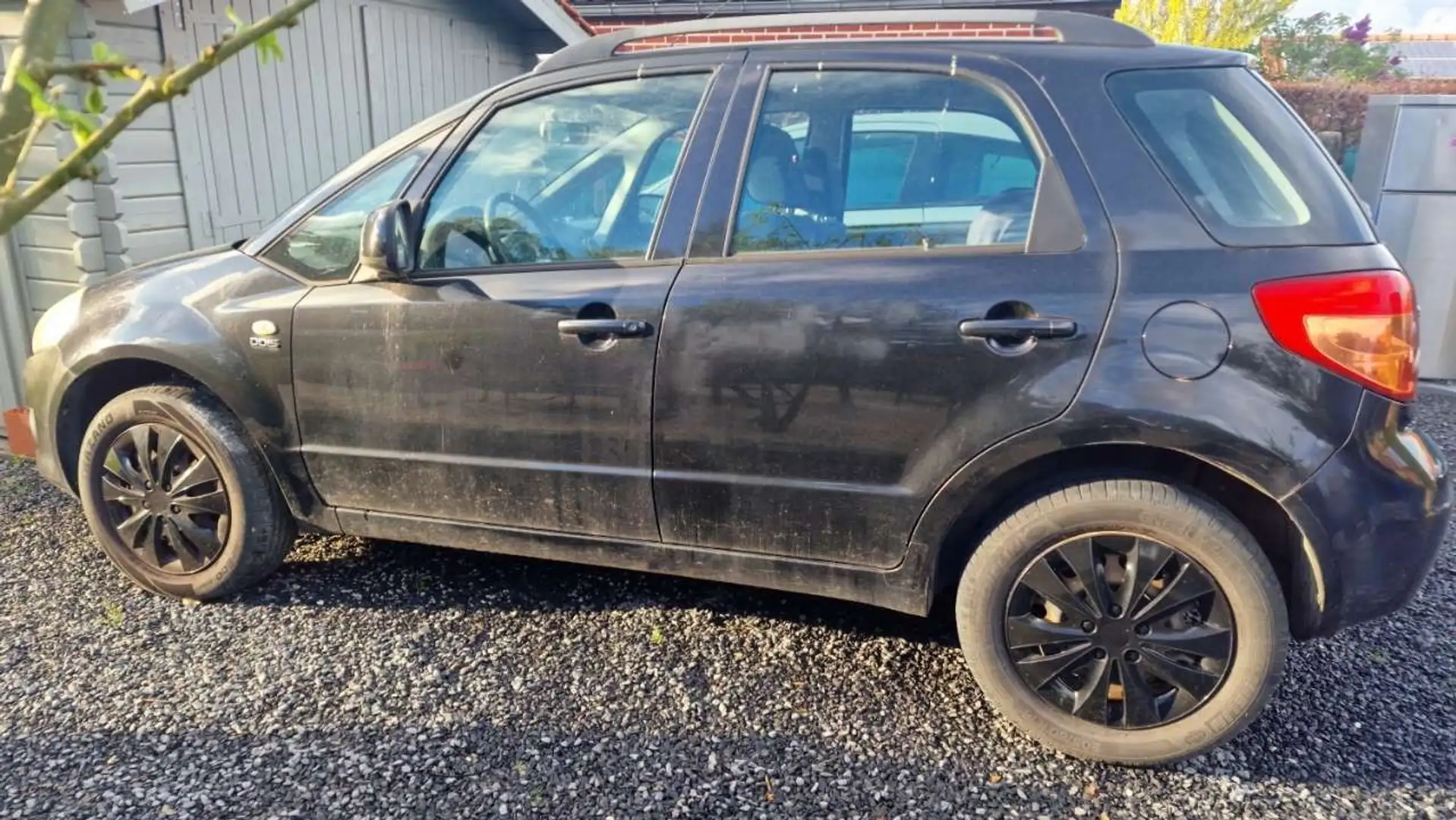 Suzuki SX4 1.6 DDiS GL - 1