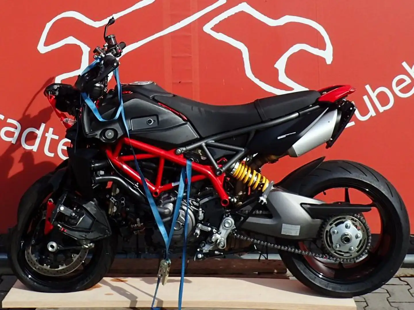 Ducati Hypermotard 950 2 Hand Unfallschaden Rot - 2