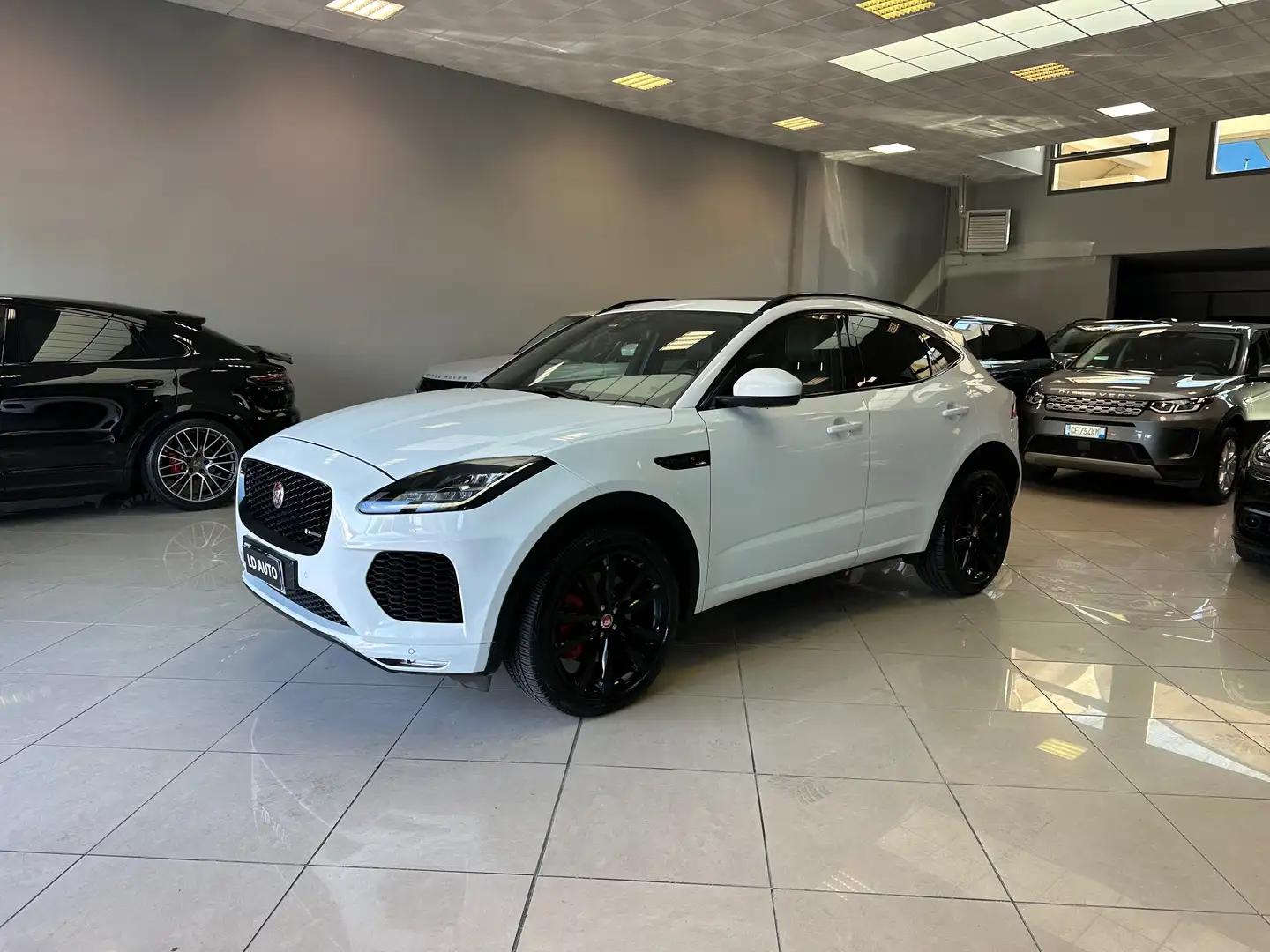 Jaguar E-Pace E-Pace 2.0d i4 R-Dynamic HSE awd 150cv auto - 2