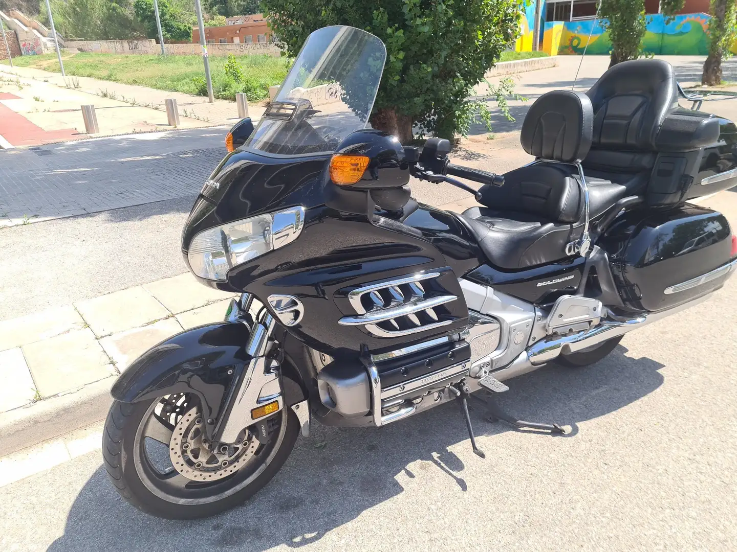 Honda GL 1800 Чорний - 1