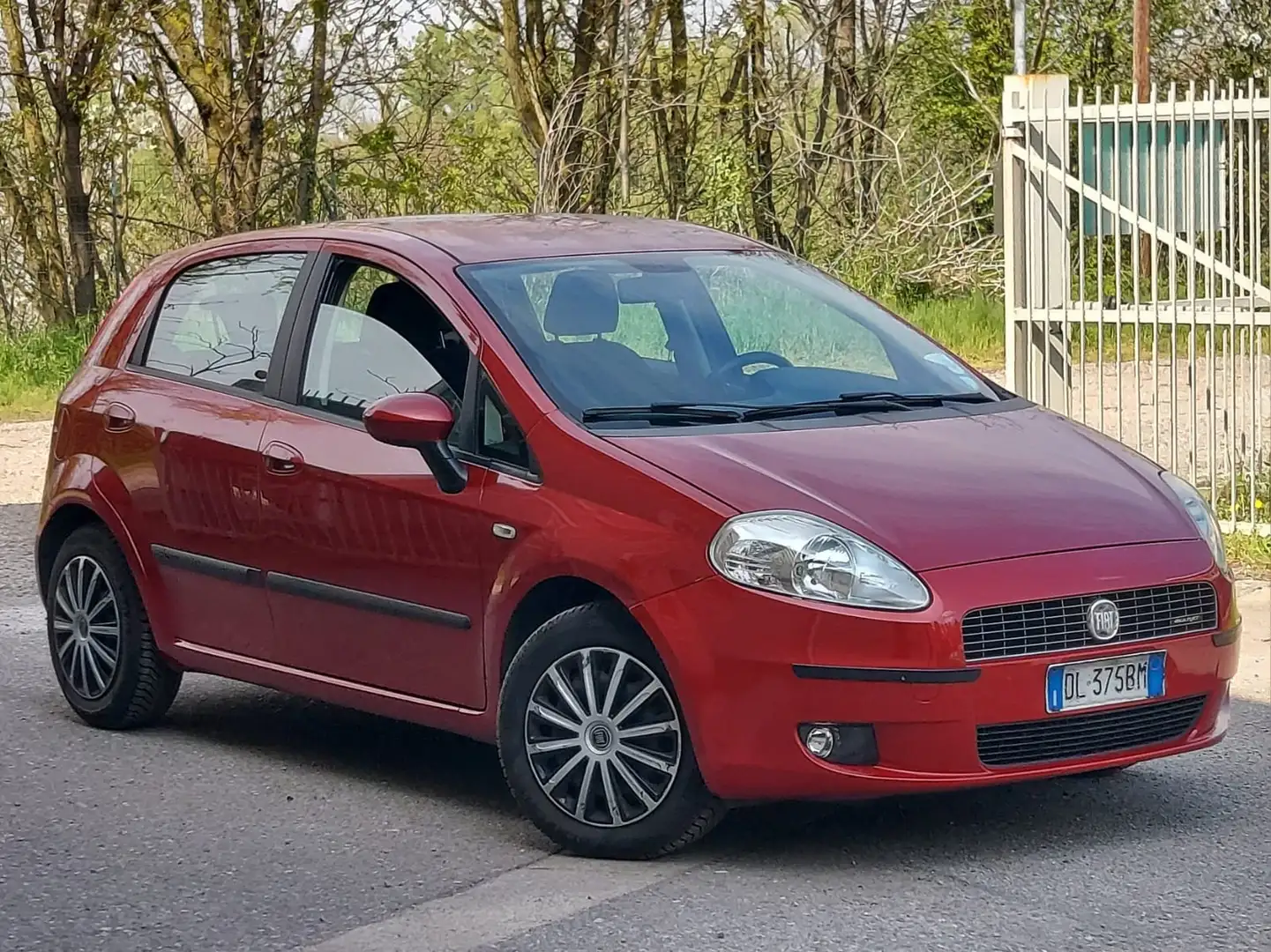 Fiat Grande Punto 1.3 mjt 75cv (OK NEOPATENTATI) UNICO PROPRIETARIO Rosso - 1