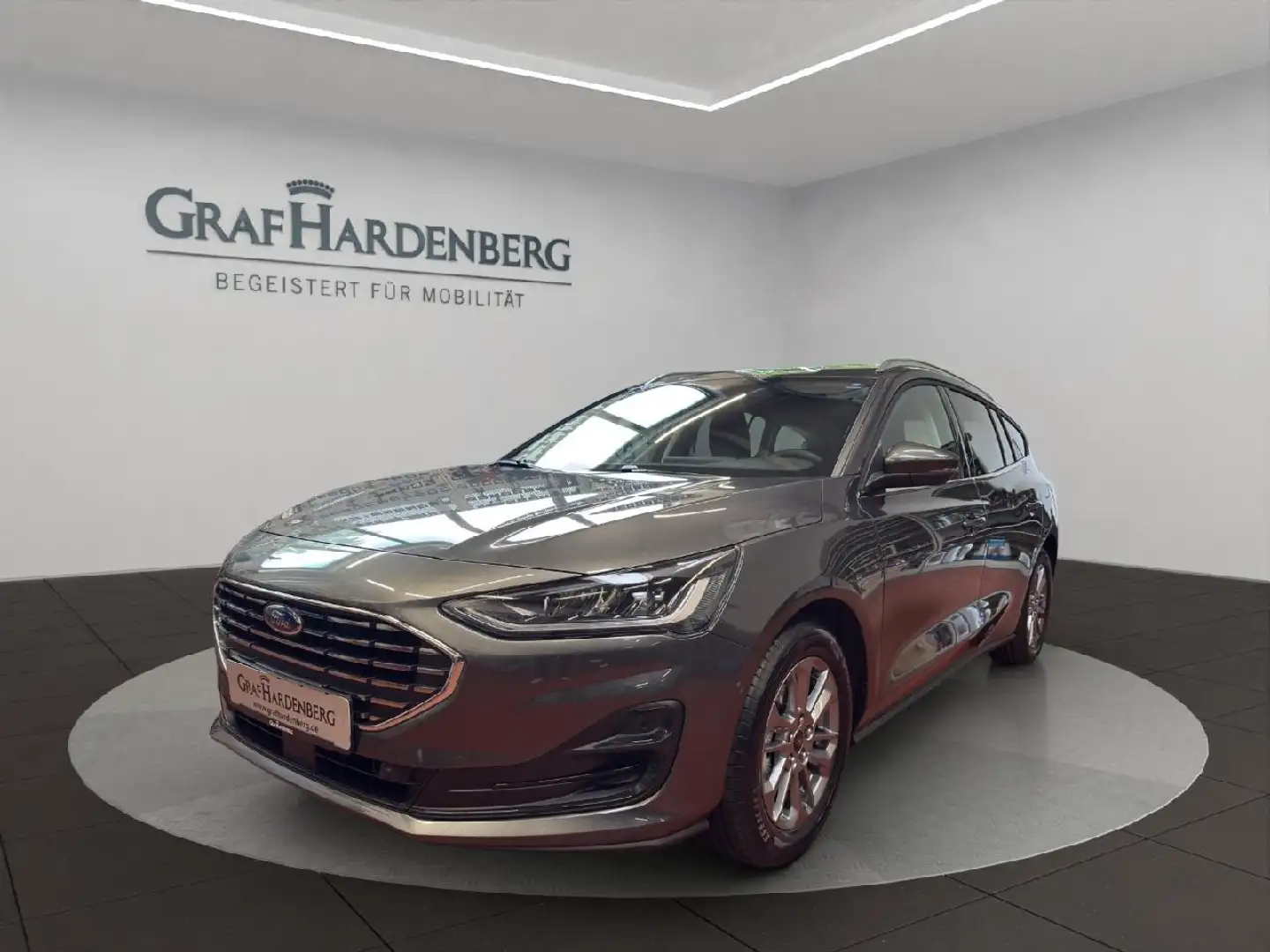 Ford Focus Titanium Grau - 1