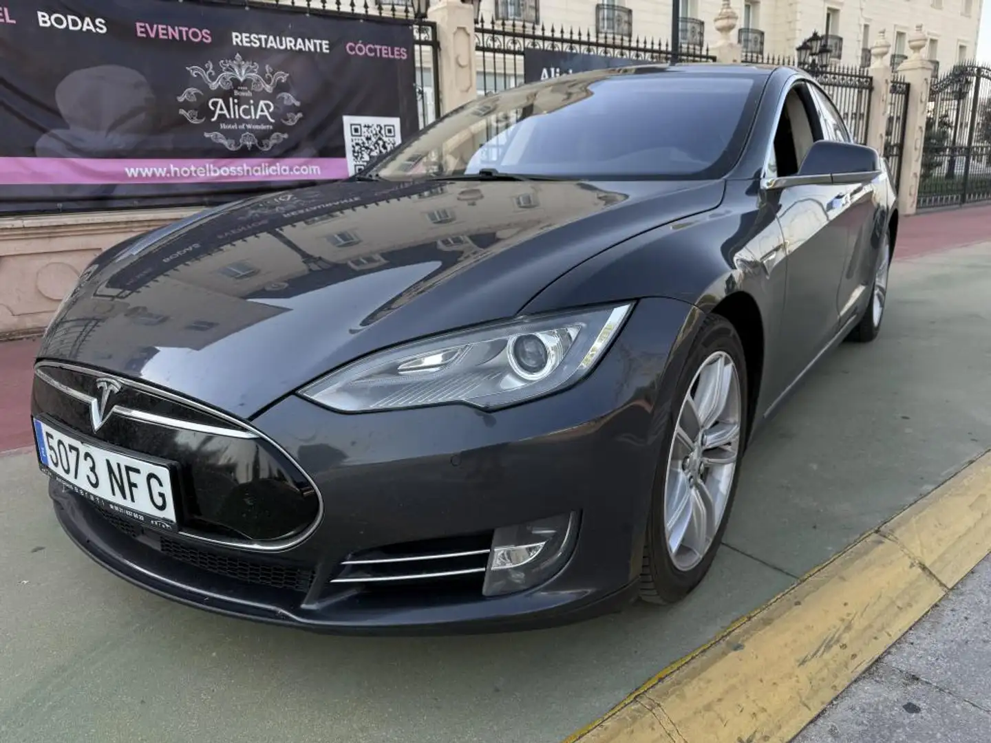 Tesla Model S 90D AWD Gris - 1