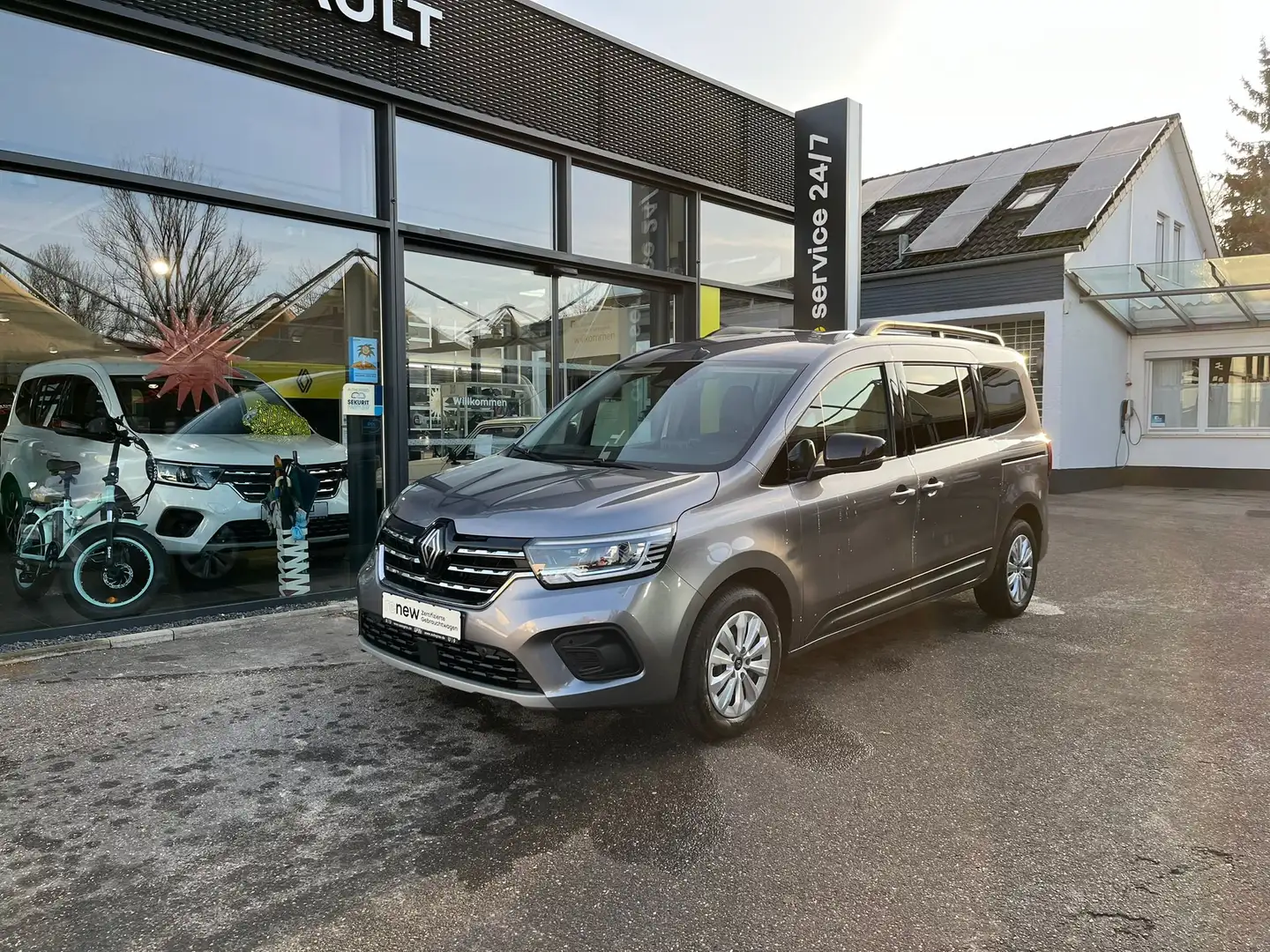 Renault Kangoo Grand Kangoo Techno TCe 130 EDC 7-Sitzer/SHZ/NAVI/ Grau - 2