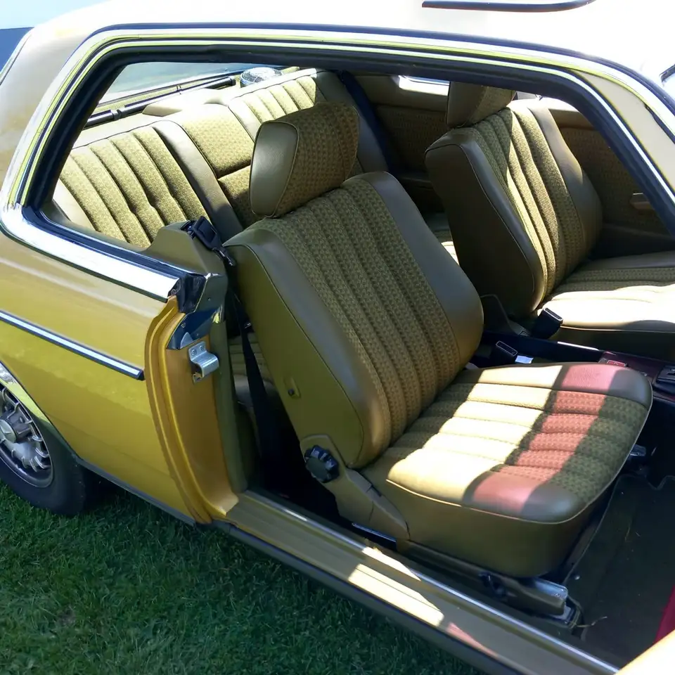 Mercedes-Benz 230 COUPÉ, foto 3