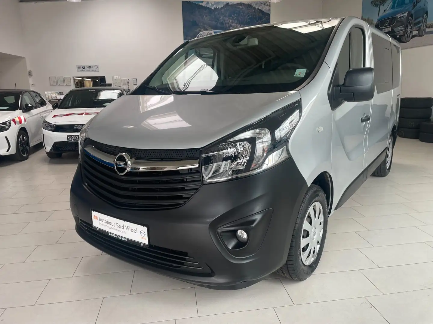 Opel Vivaro 1.6 D (CDTI) L1H1 *PDC hi.*KLIMA*NAVI* Silber - 1