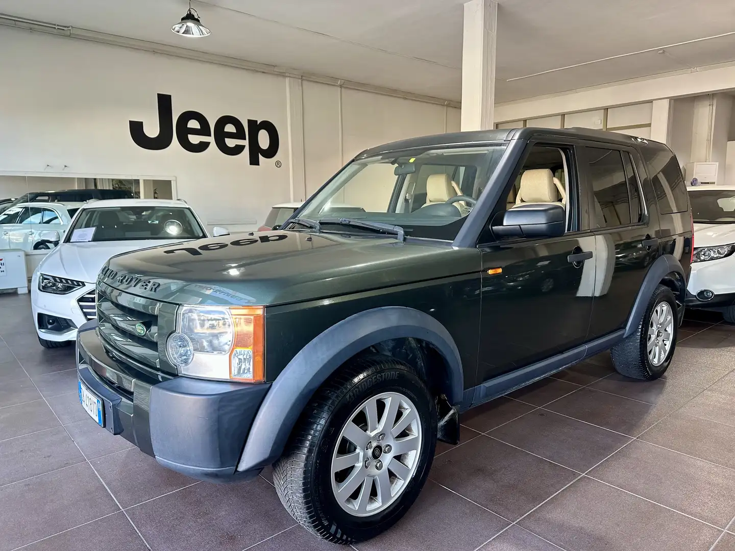 Land Rover Discovery 2.7 tdV6 Autocarro Svariati lavori fatti Verde - 1